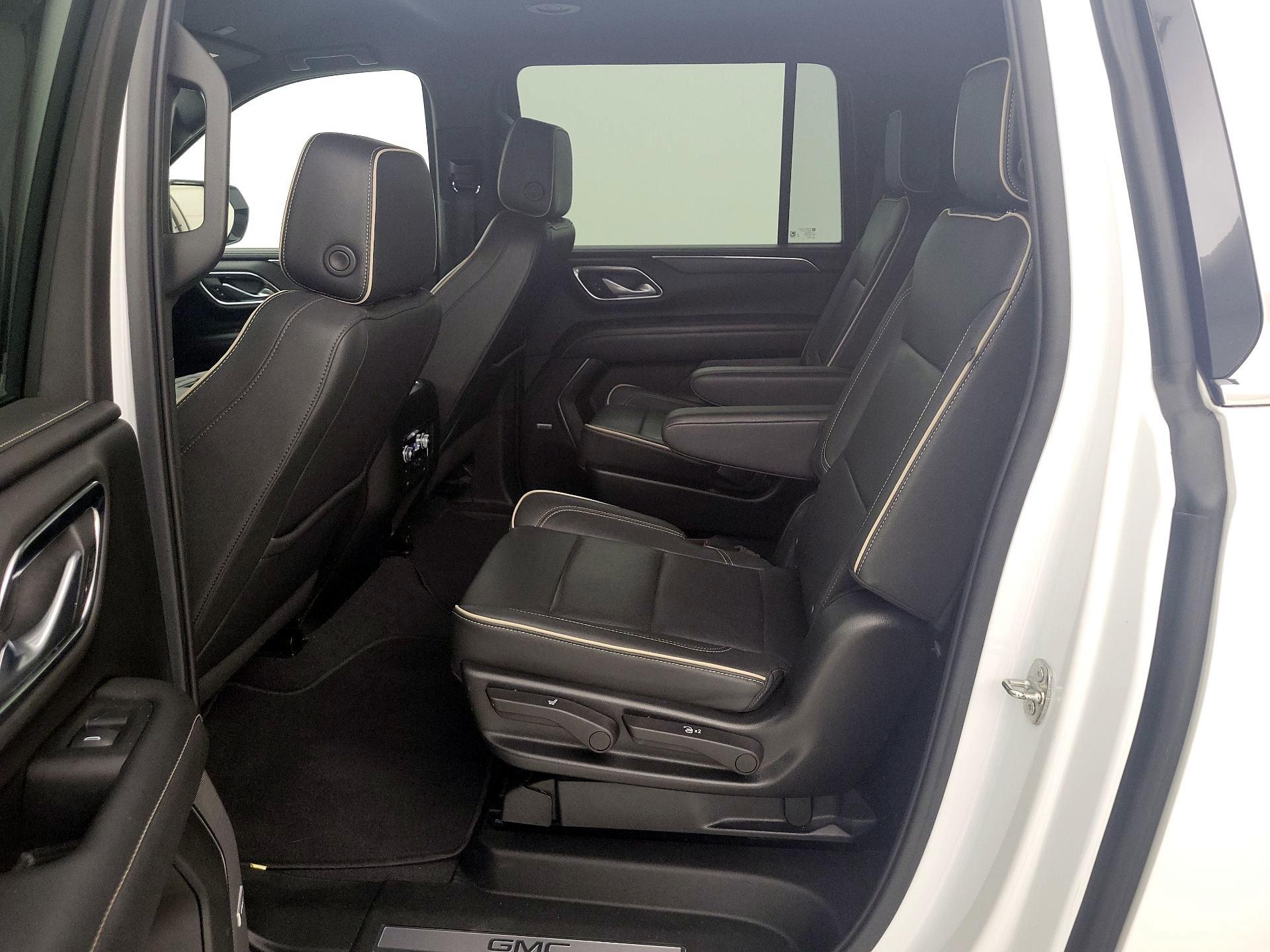 Thumbnail: 2022 GMC Yukon - 19