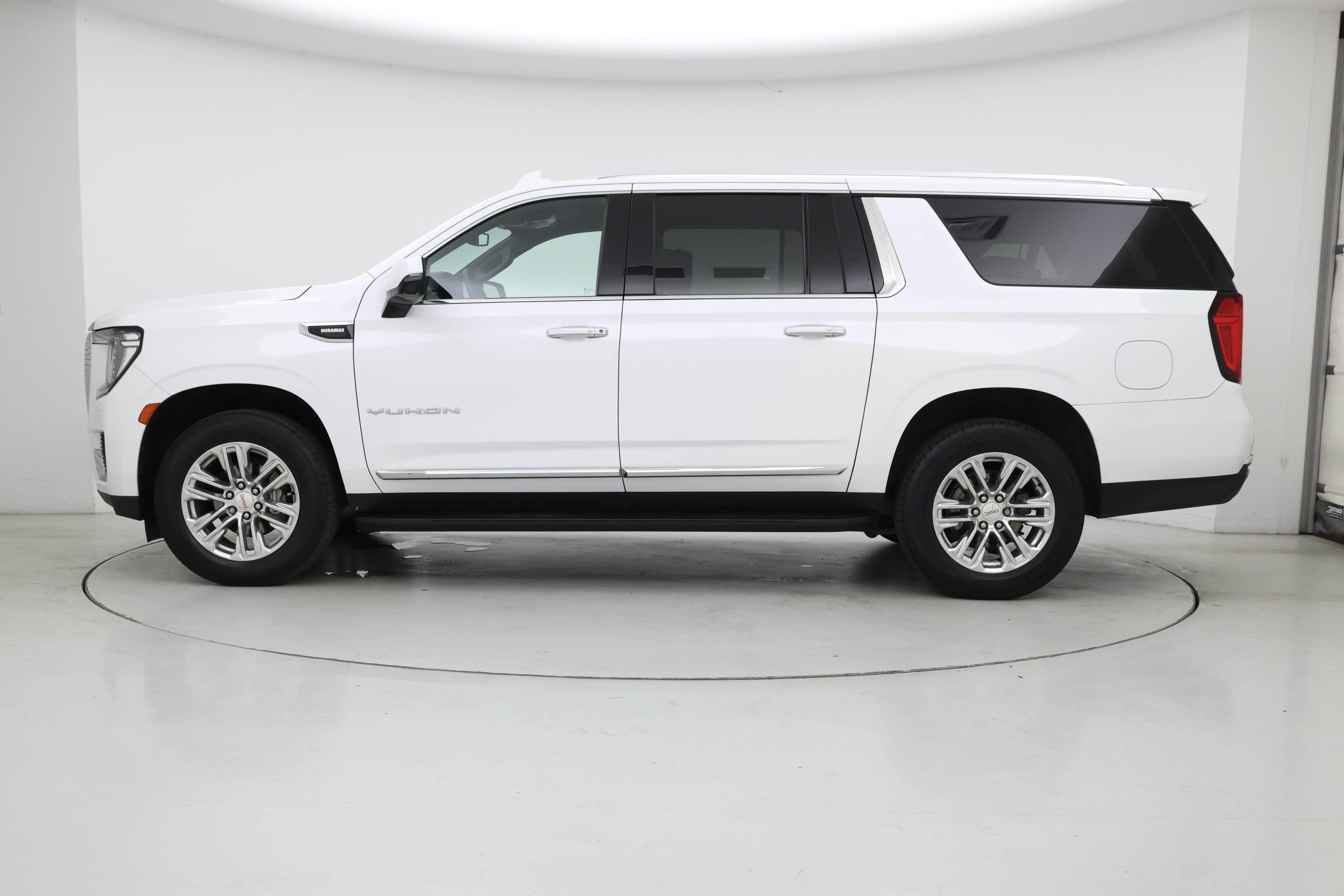 Thumbnail: 2022 GMC Yukon - 3
