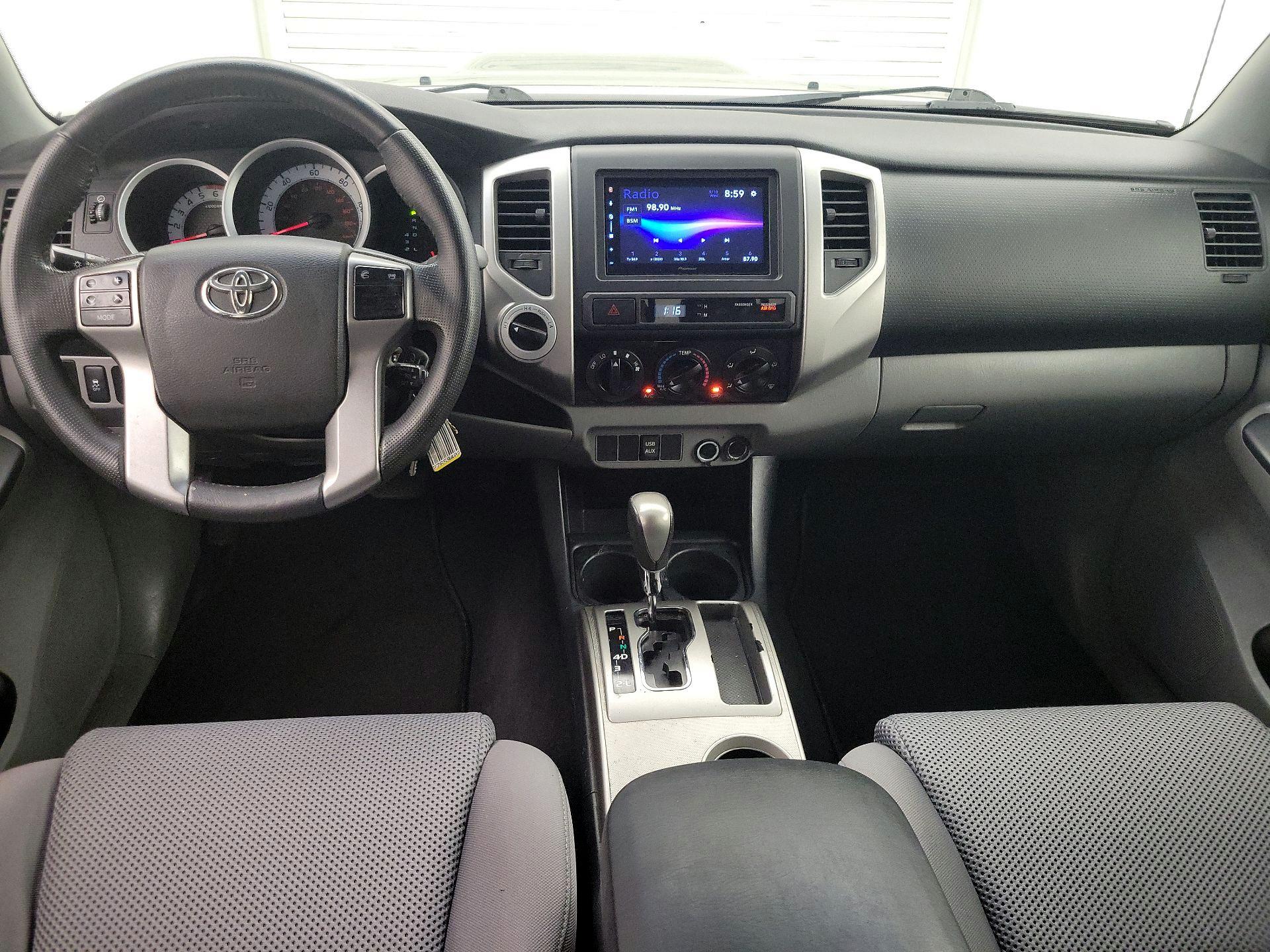 Thumbnail: 2013 Toyota Tacoma - 9
