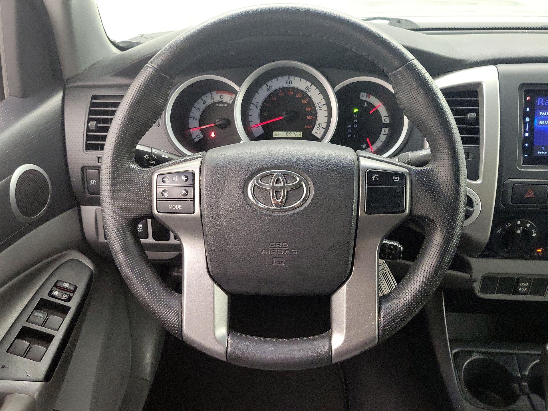 Thumbnail: 2013 Toyota Tacoma - 10