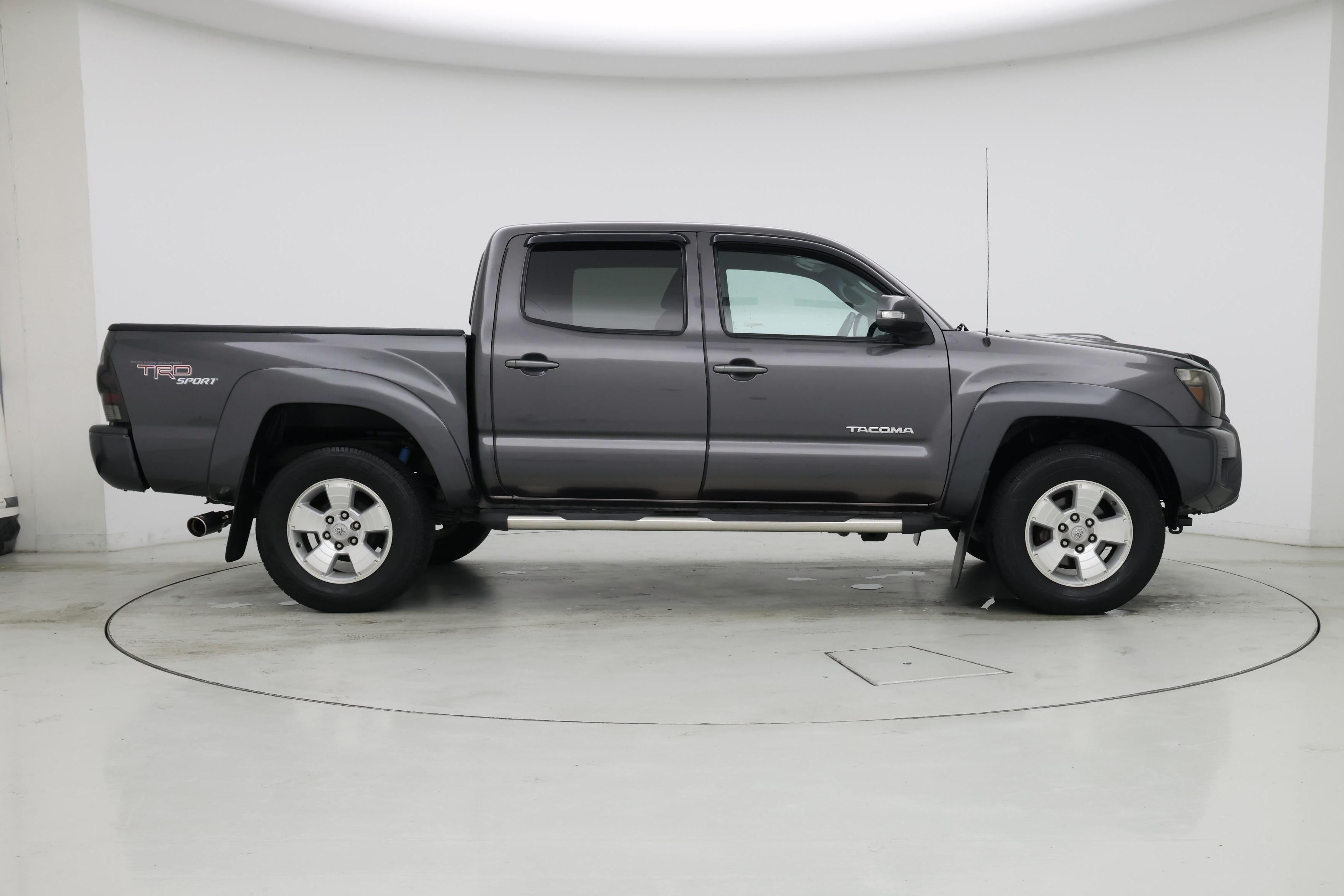 Thumbnail: 2013 Toyota Tacoma - 7