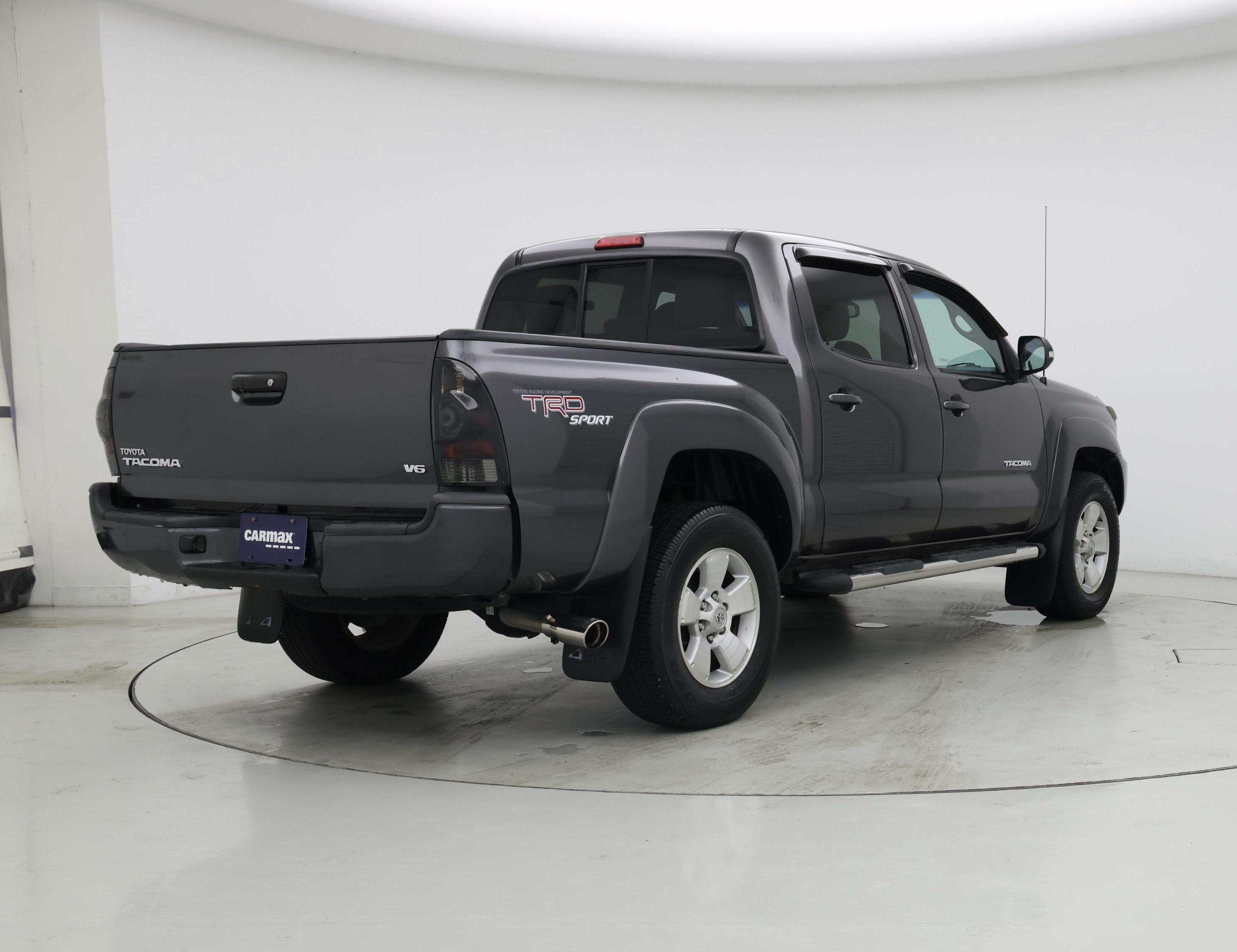 Thumbnail: 2013 Toyota Tacoma - 8