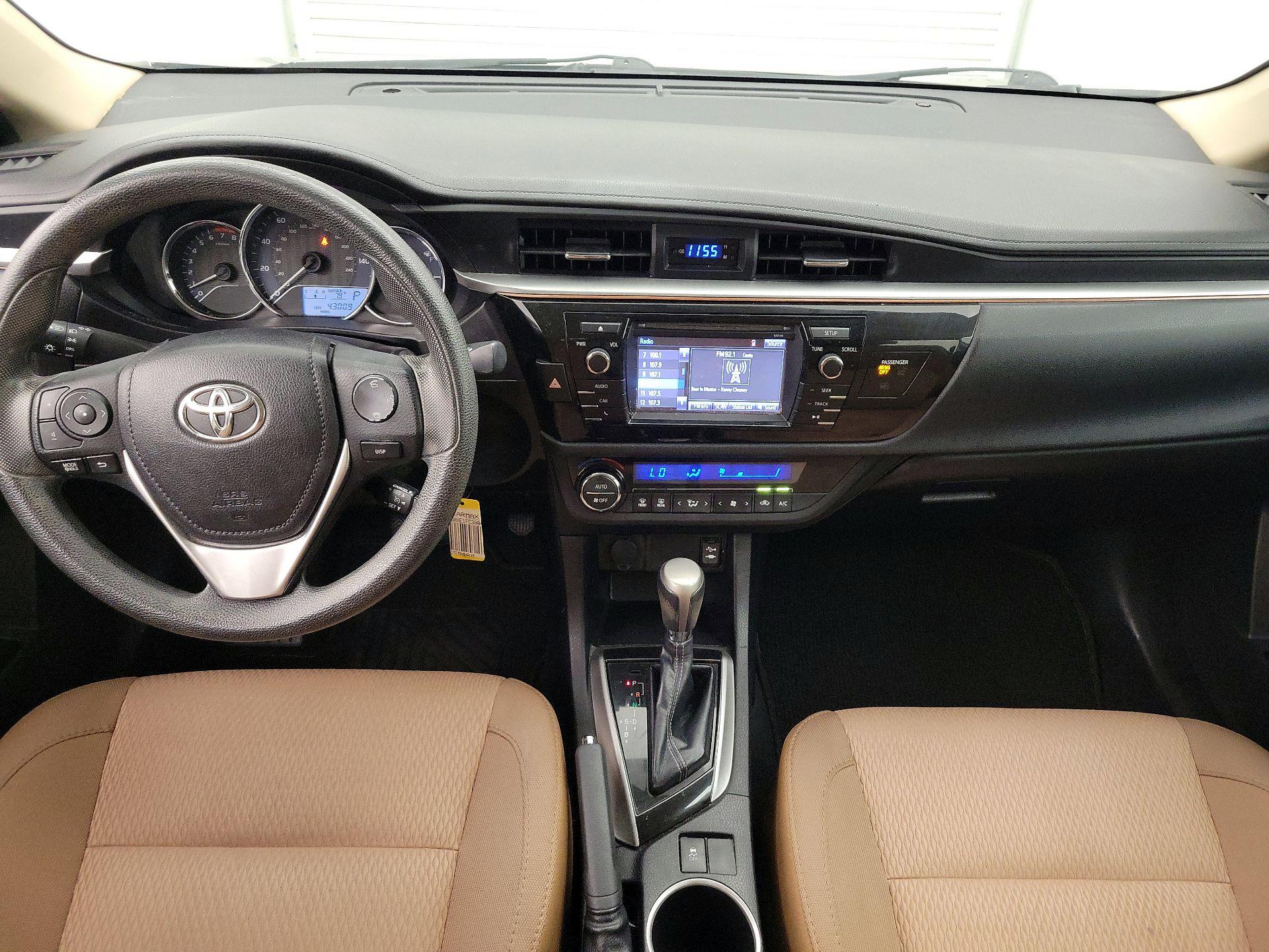 Thumbnail: 2015 Toyota Corolla - 9