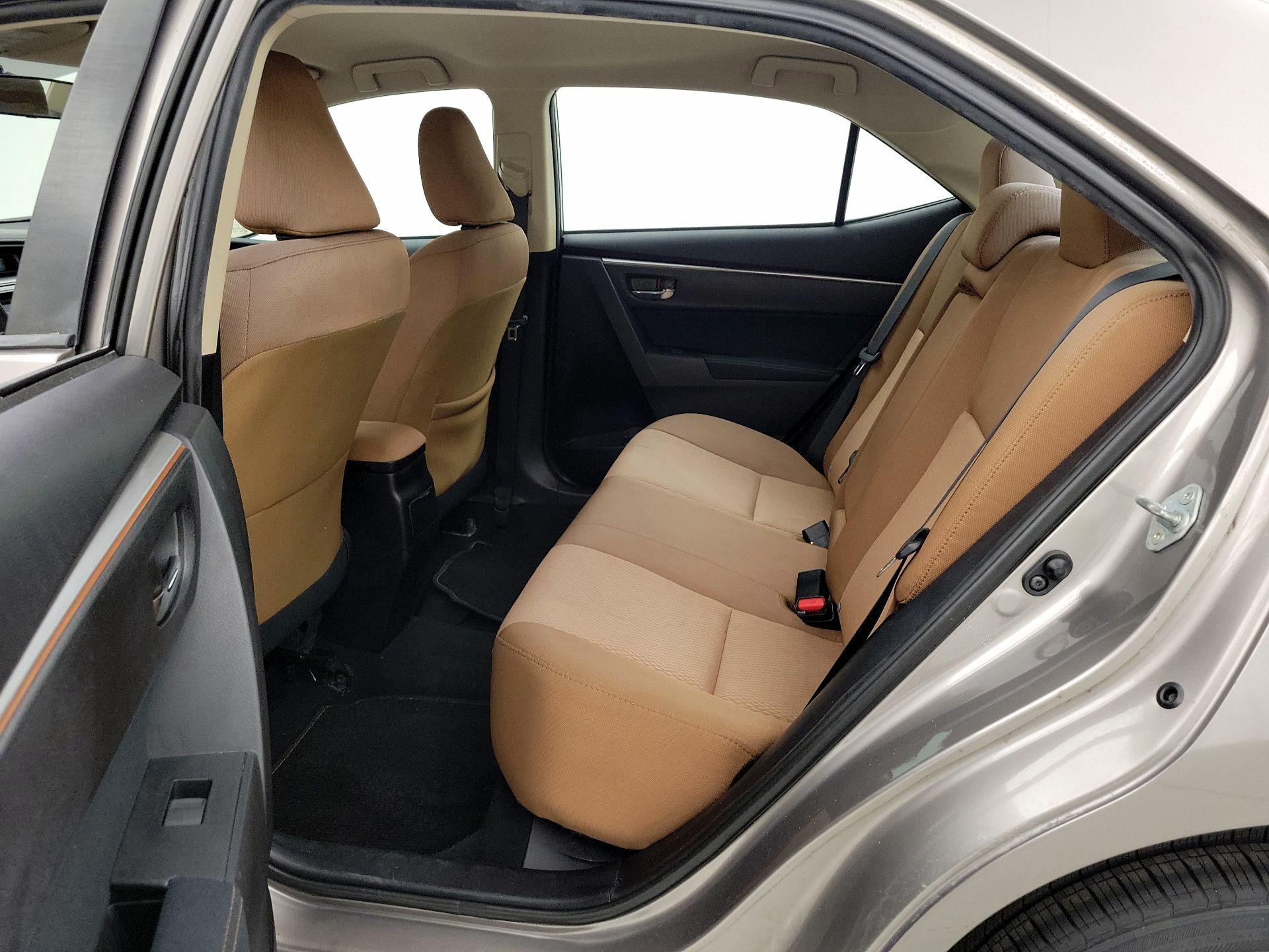Thumbnail: 2015 Toyota Corolla - 19