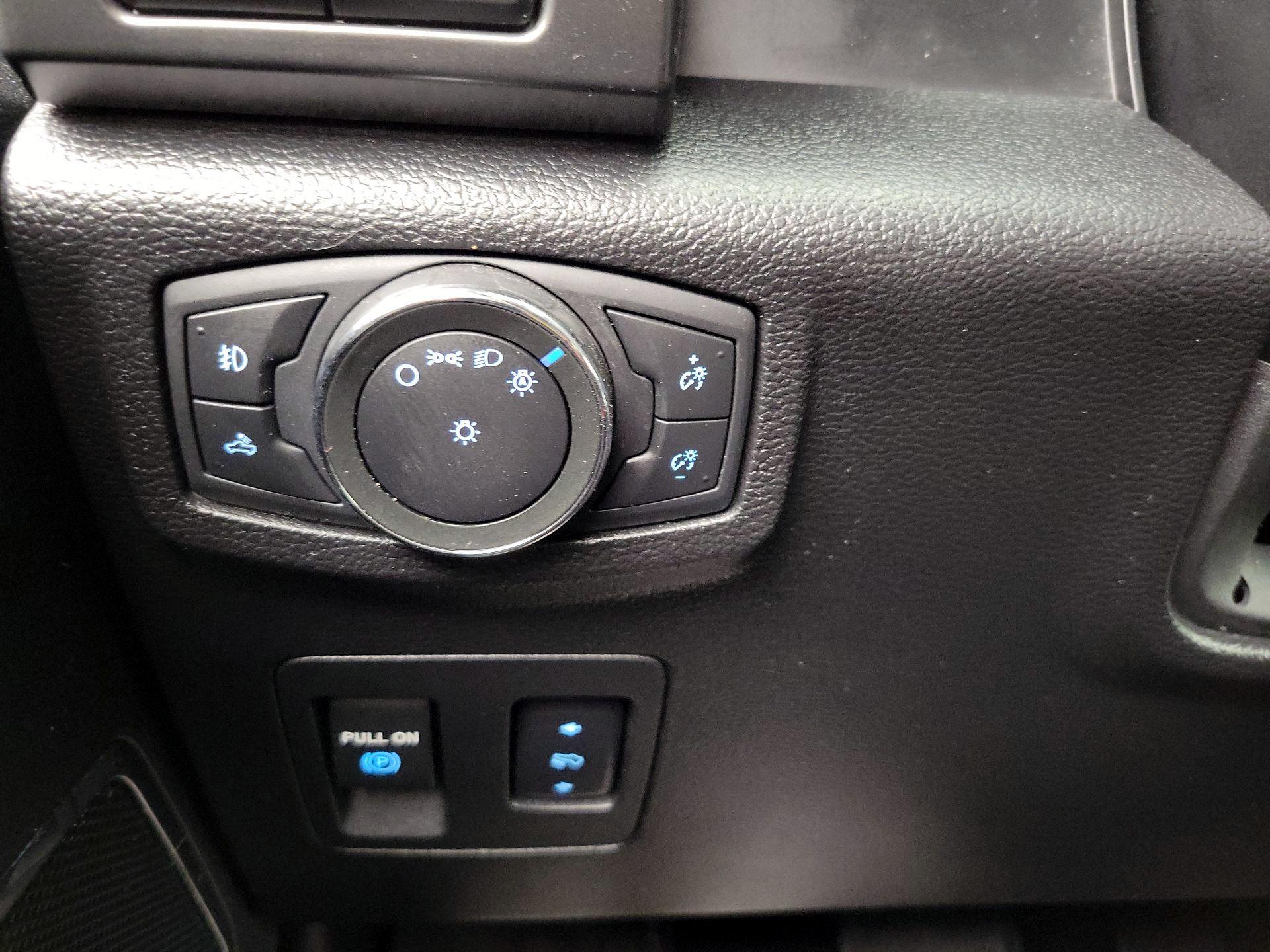 Thumbnail: 2019 Ford F-150 - 13