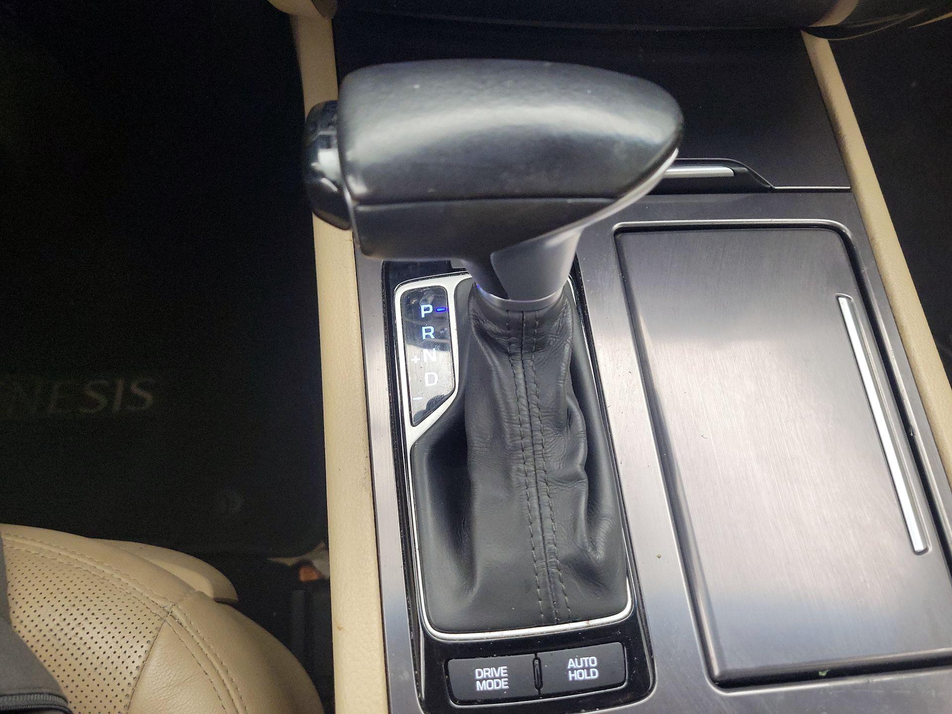 Thumbnail: 2019 Genesis G80 - 17
