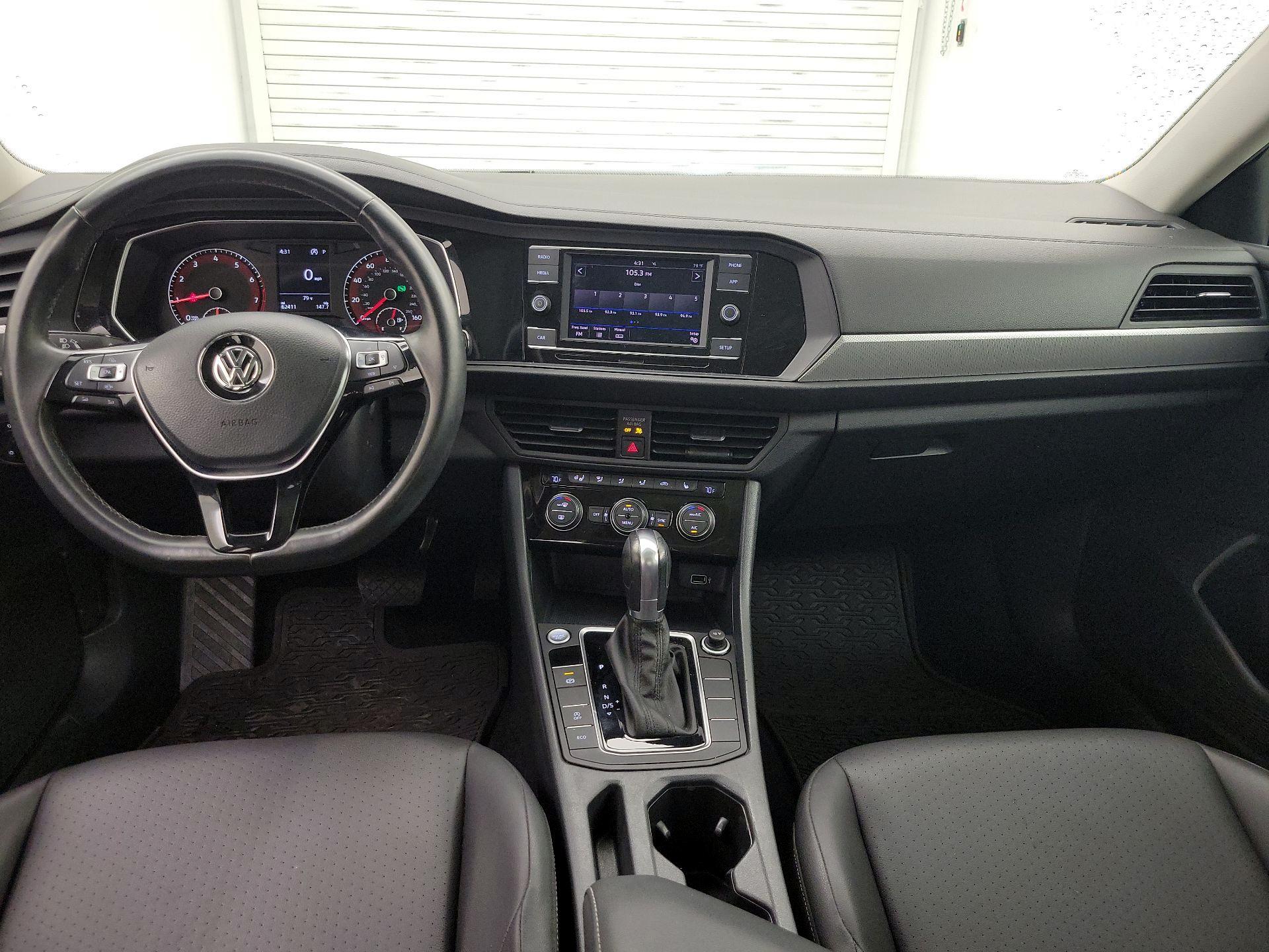 Thumbnail: 2019 Volkswagen Jetta - 9