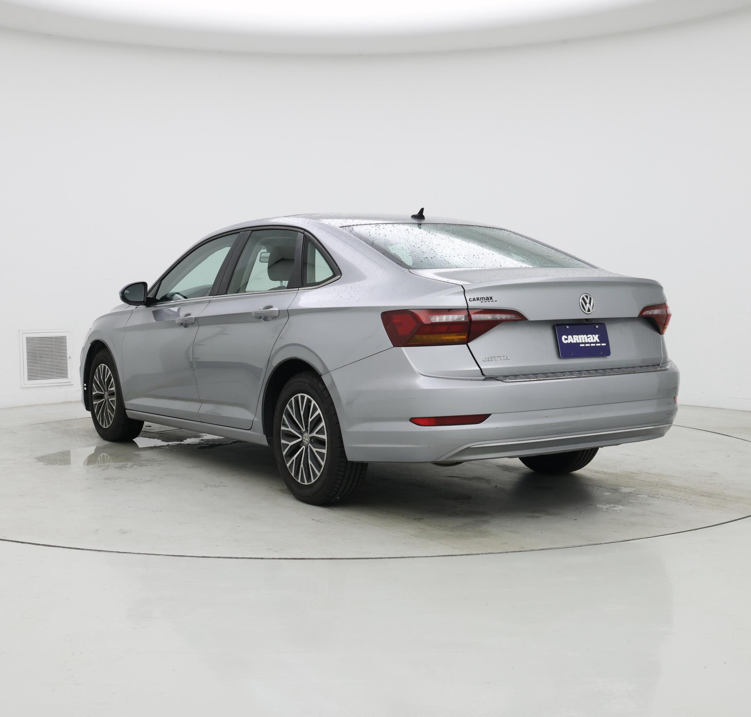 Thumbnail: 2019 Volkswagen Jetta - 2