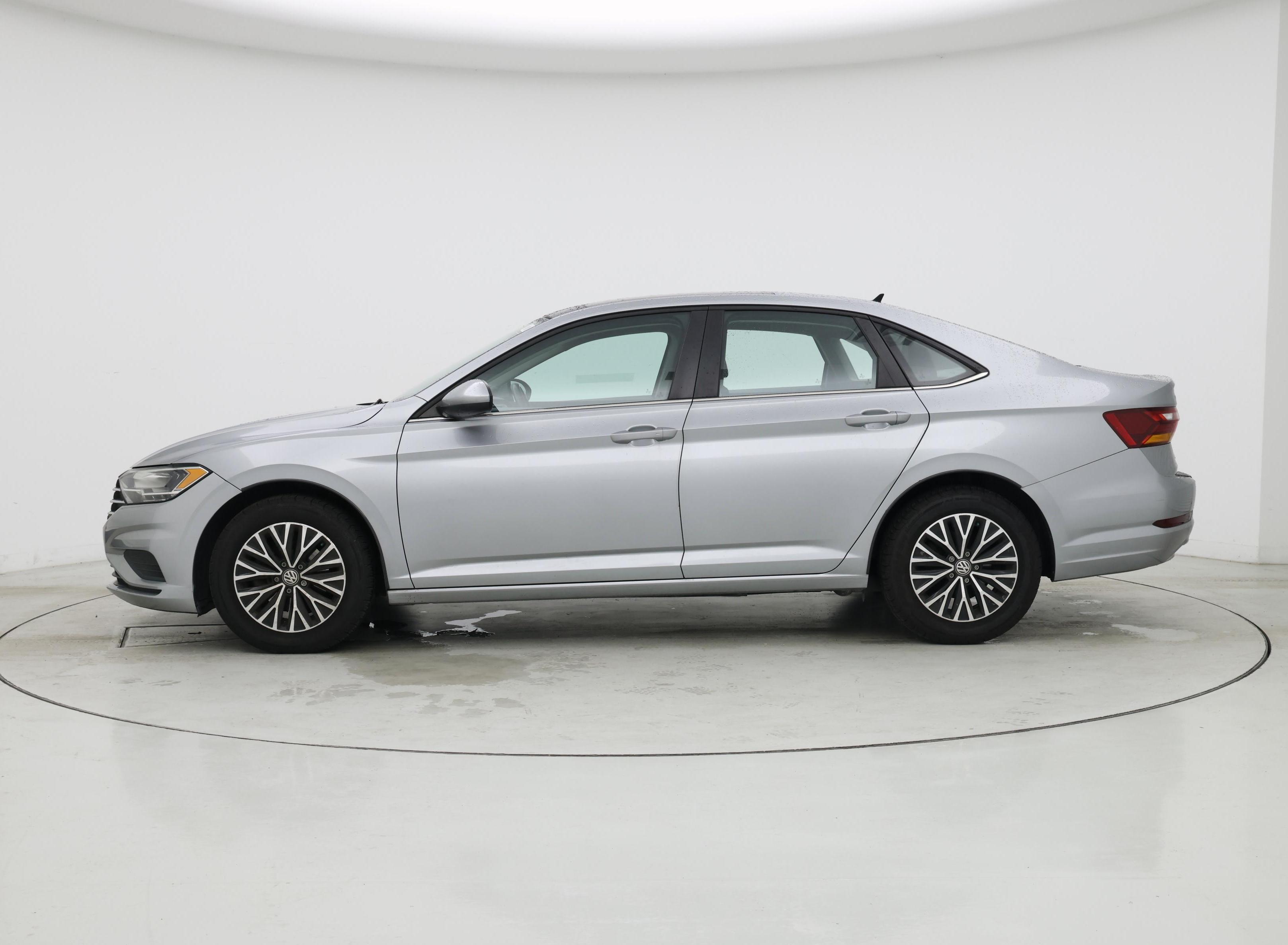 Thumbnail: 2019 Volkswagen Jetta - 3