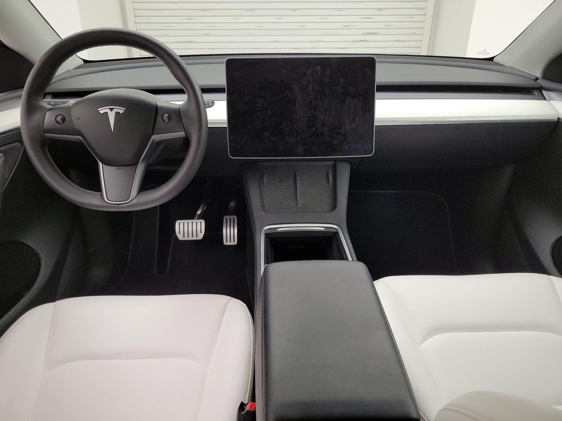 Thumbnail: 2023 Tesla Model Y - 9