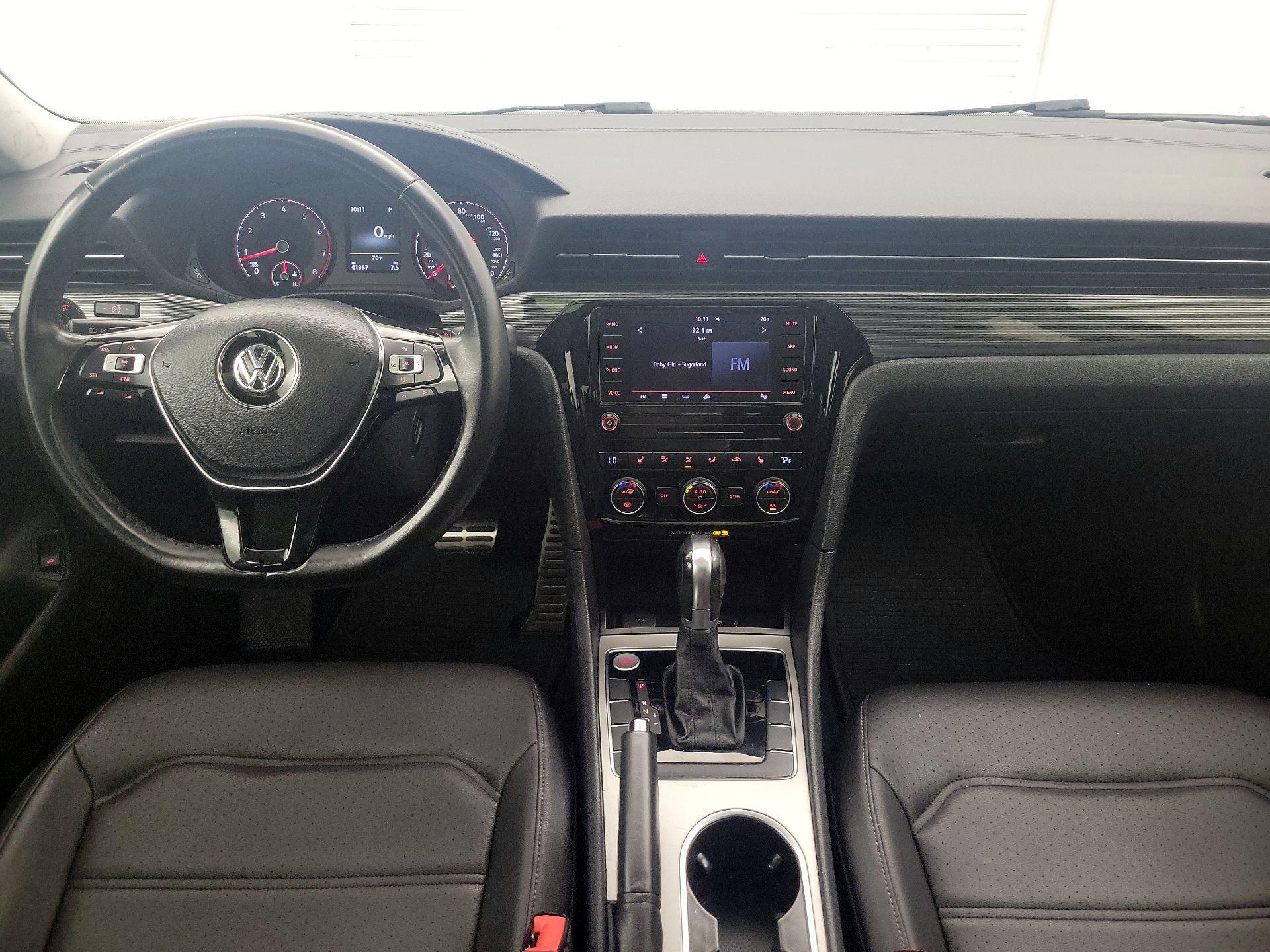 Thumbnail: 2020 Volkswagen Passat - 9