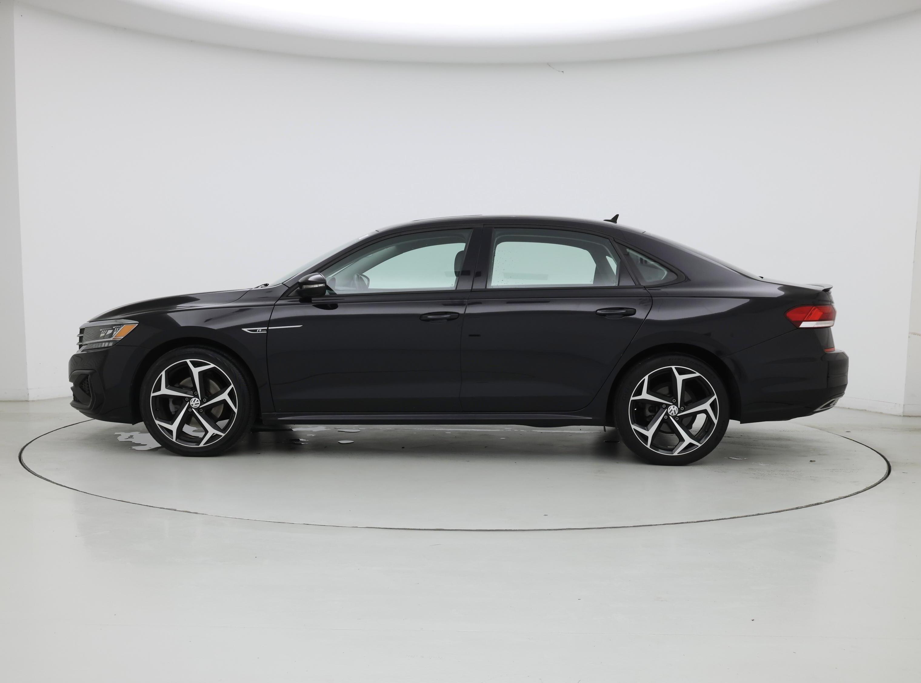 Thumbnail: 2020 Volkswagen Passat - 3