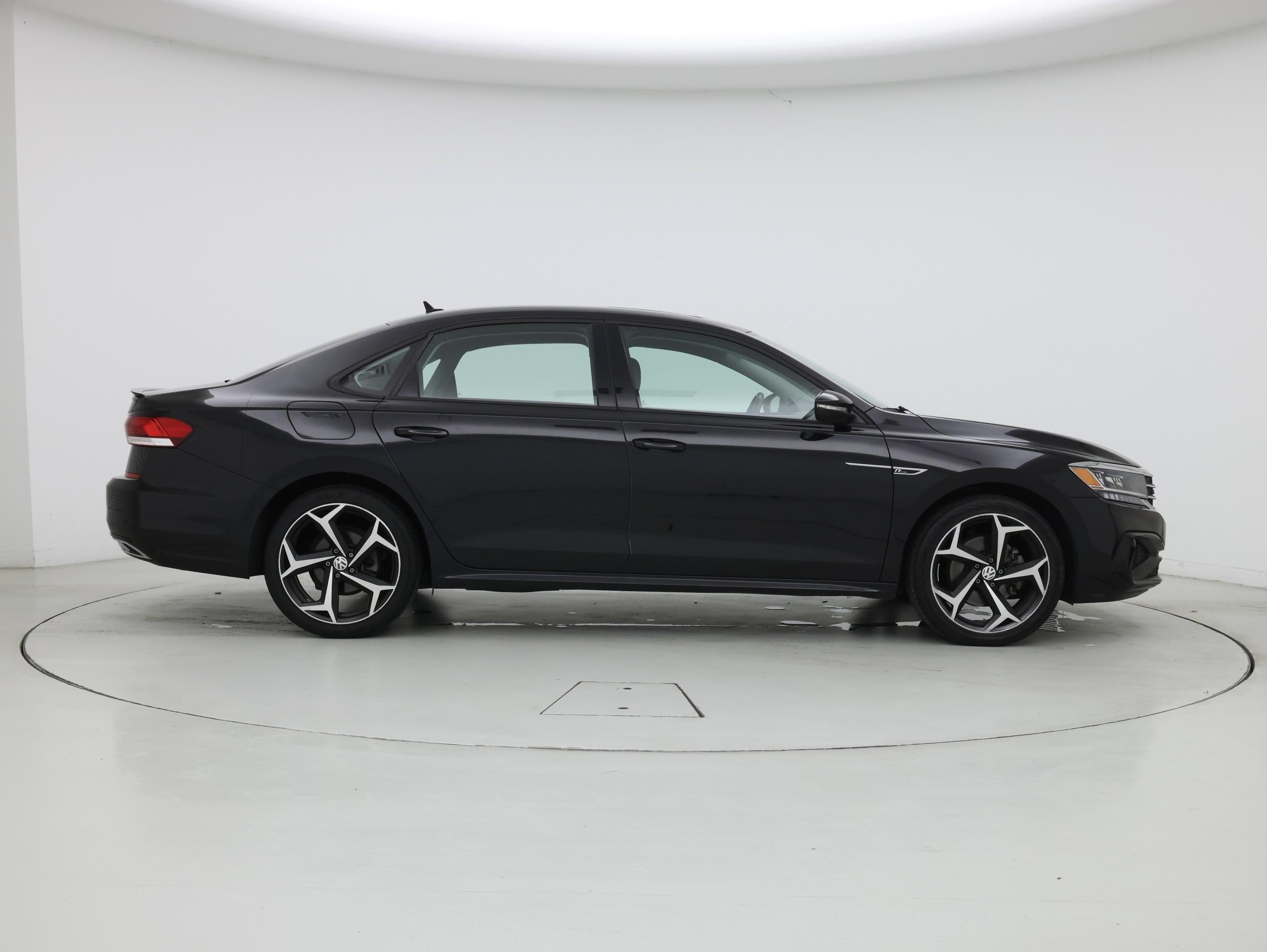 Thumbnail: 2020 Volkswagen Passat - 7