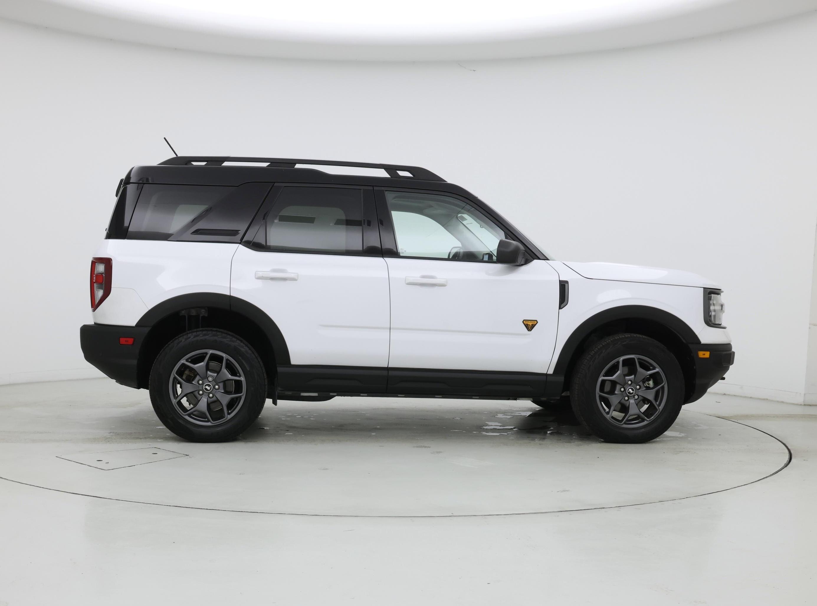 Thumbnail: 2021 Ford Bronco Sport - 7
