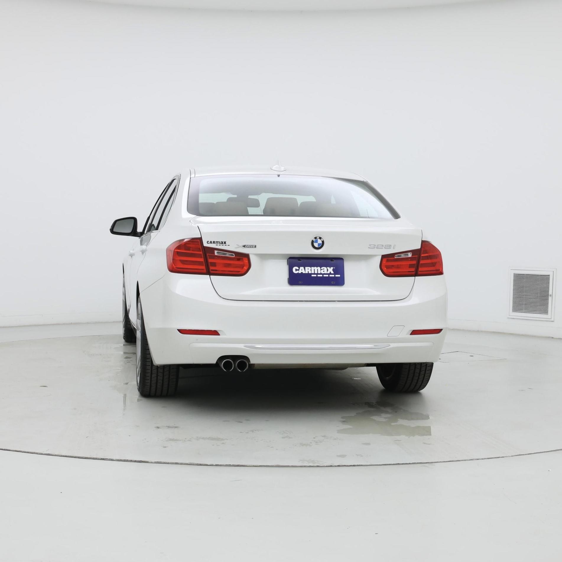 Thumbnail: 2015 BMW 3 Series - 6