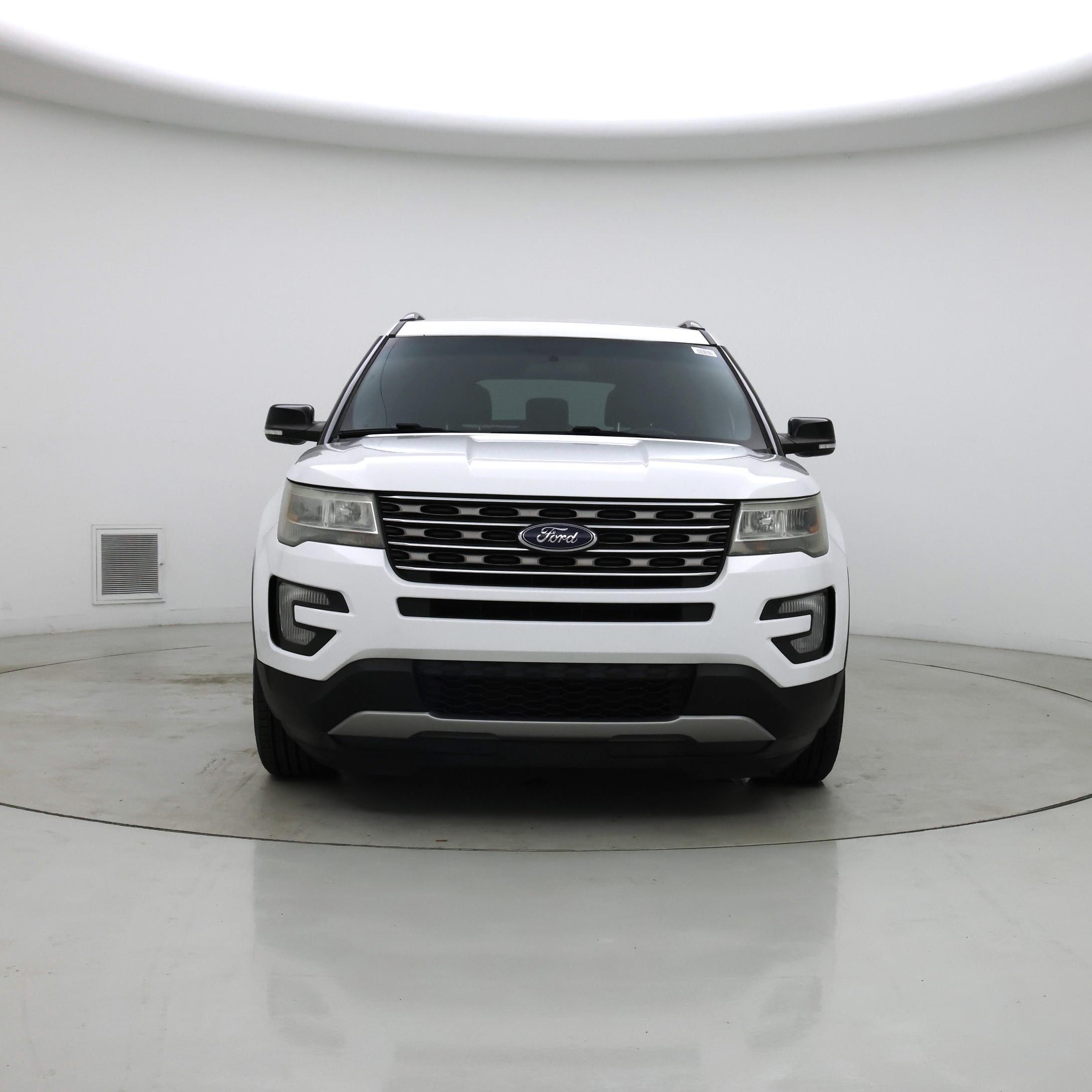 Thumbnail: 2016 Ford Explorer - 5
