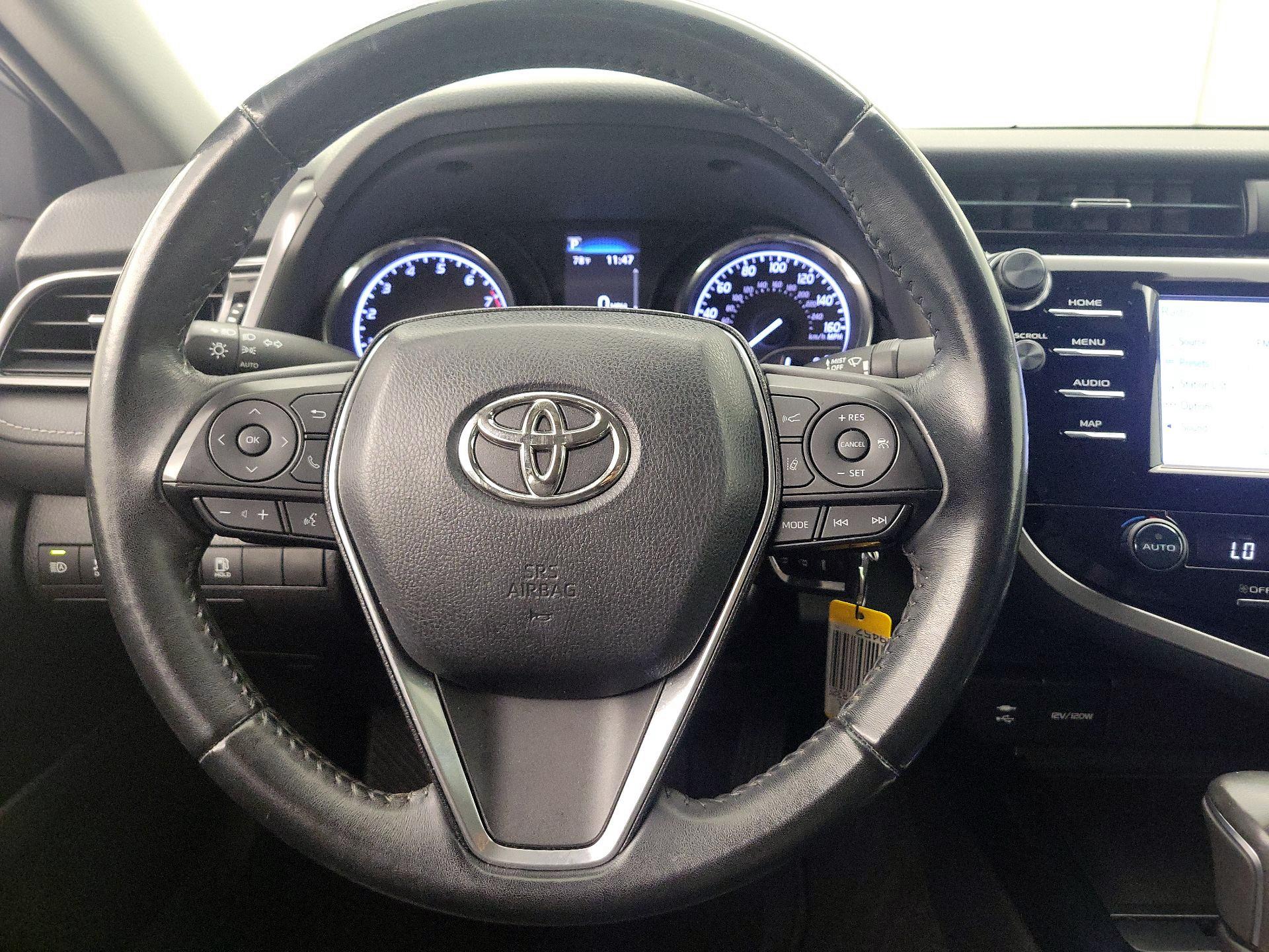 Thumbnail: 2019 Toyota Camry - 10