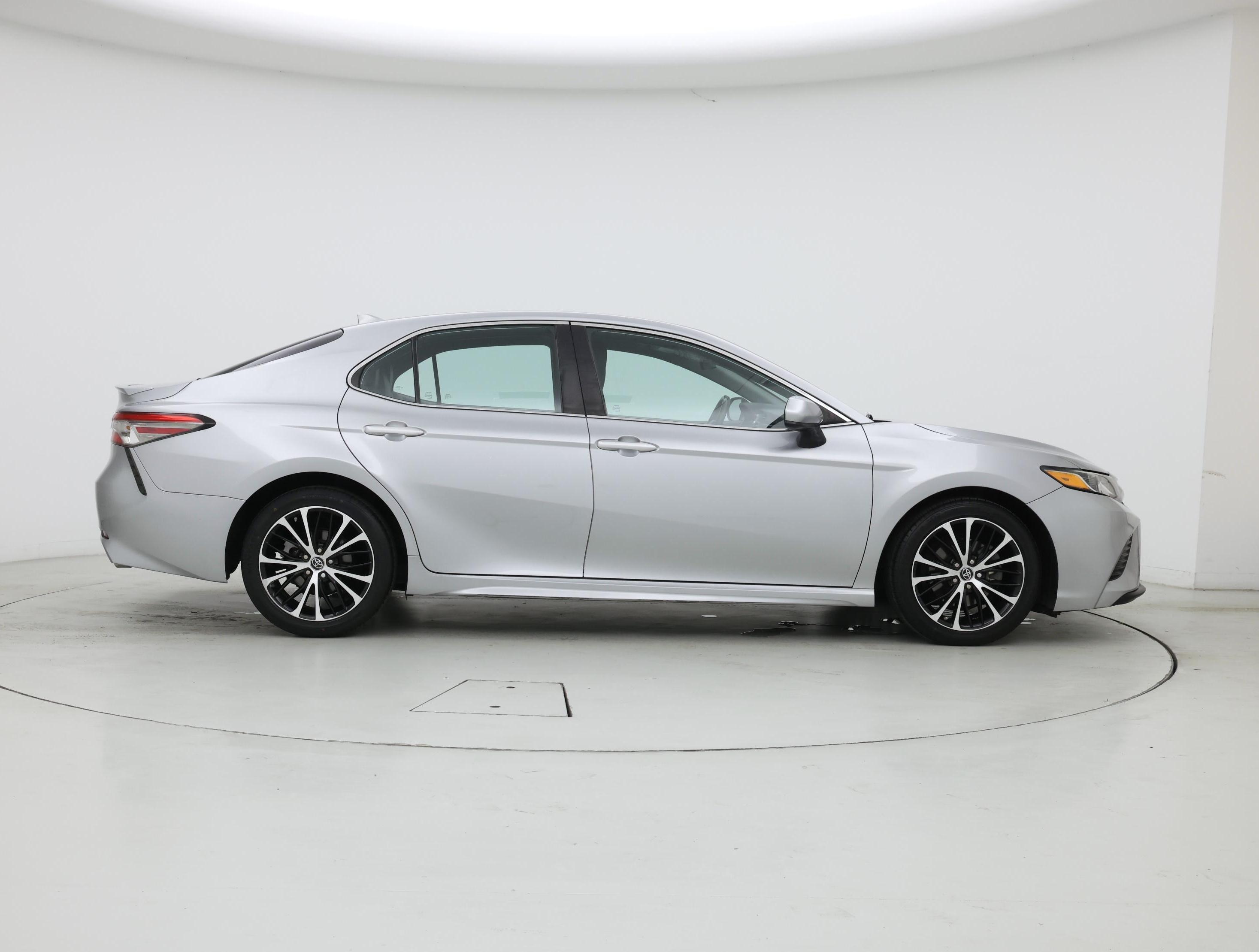 Thumbnail: 2019 Toyota Camry - 7