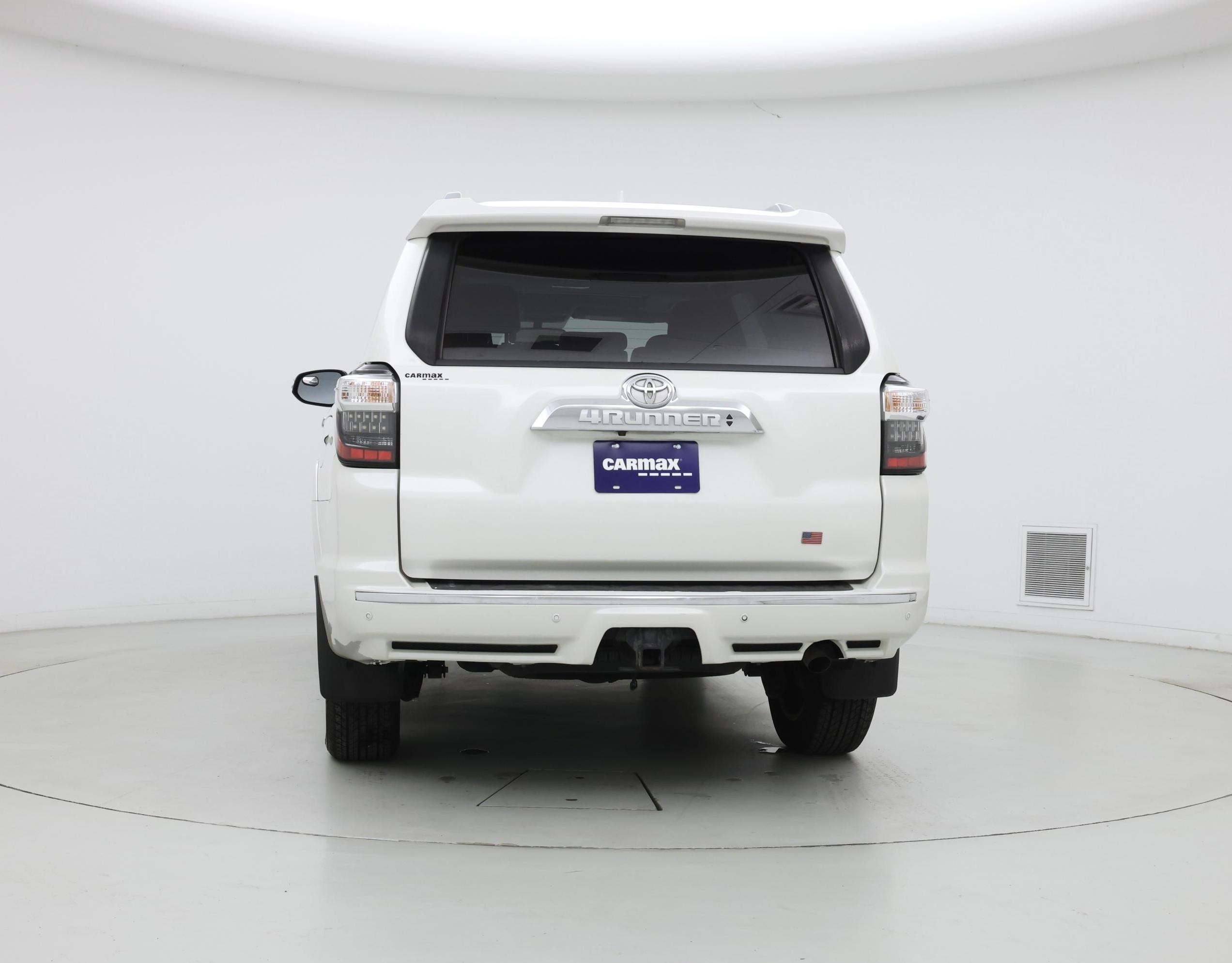 Thumbnail: 2017 Toyota 4Runner - 6