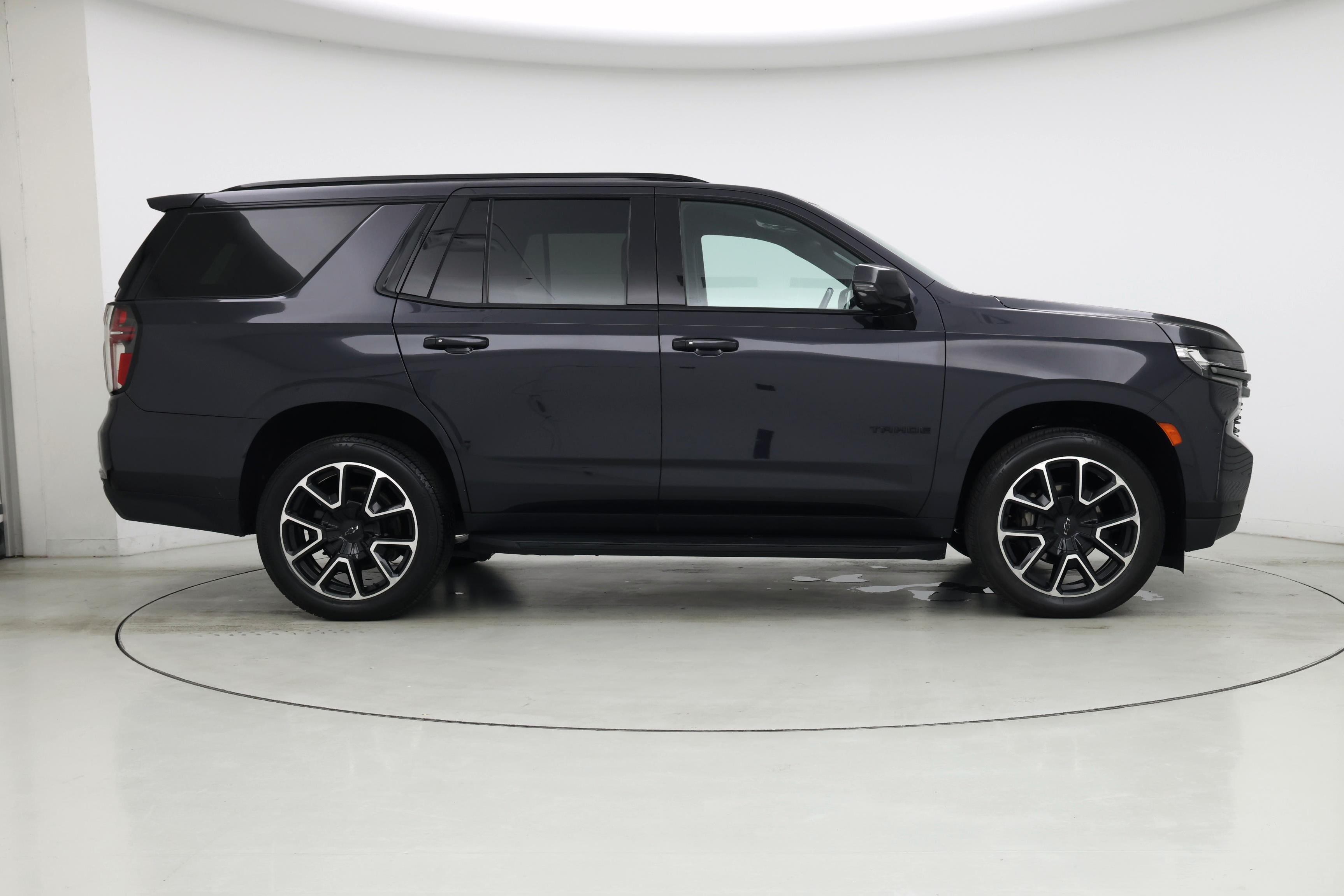 Thumbnail: 2022 Chevrolet Tahoe - 7