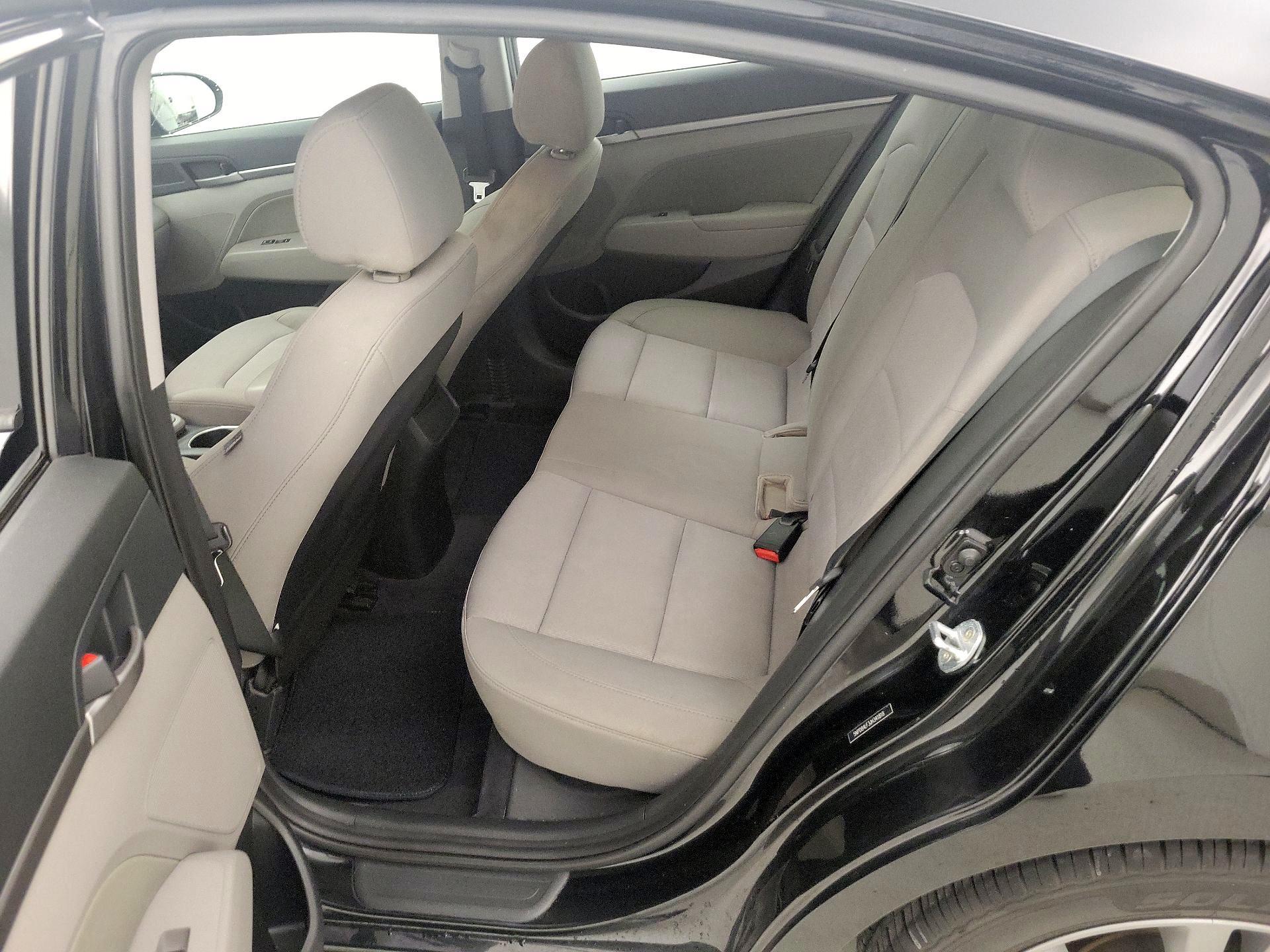 Thumbnail: 2018 Hyundai Elantra - 19