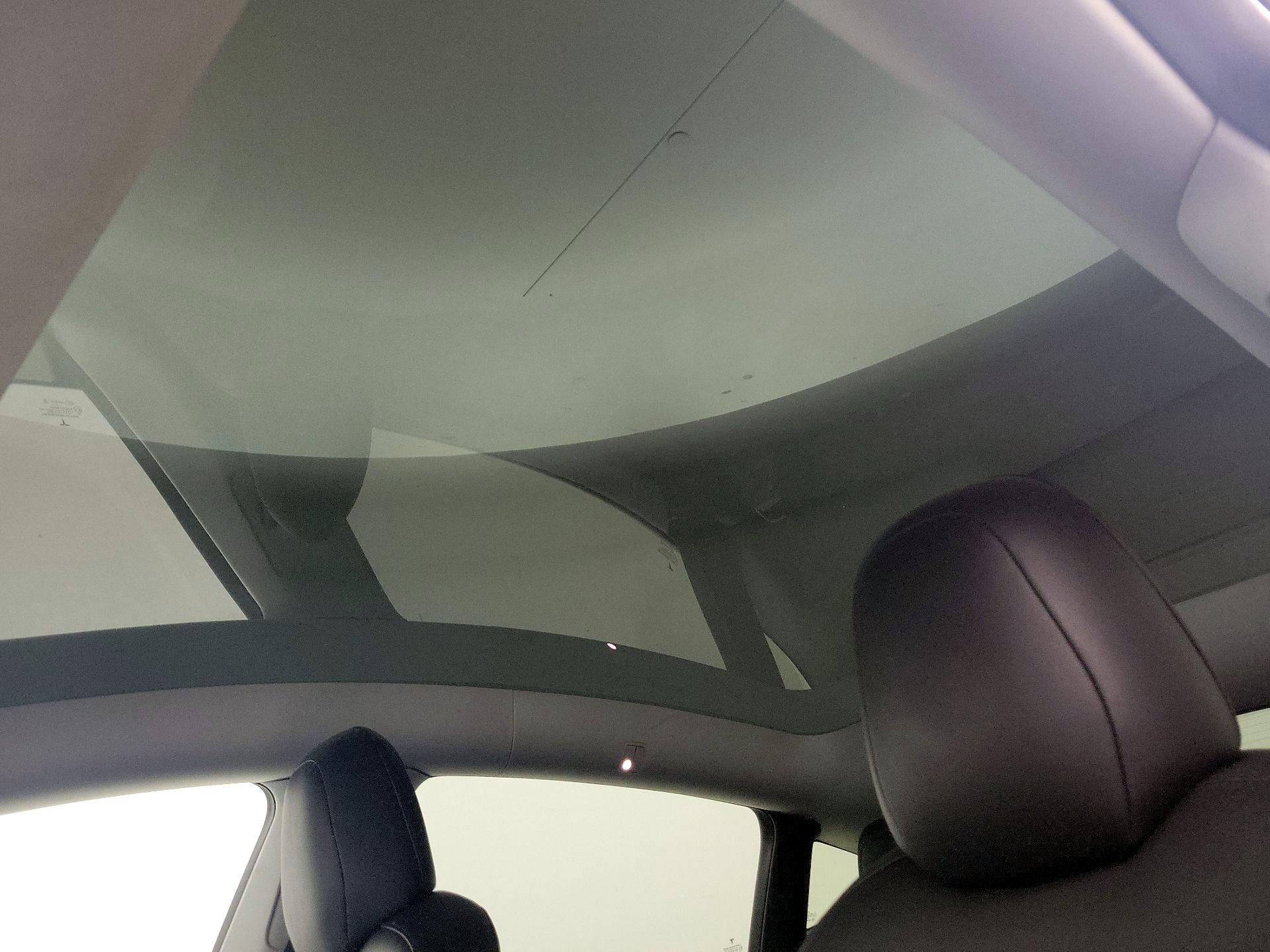 Thumbnail: 2021 Tesla Model Y - 17
