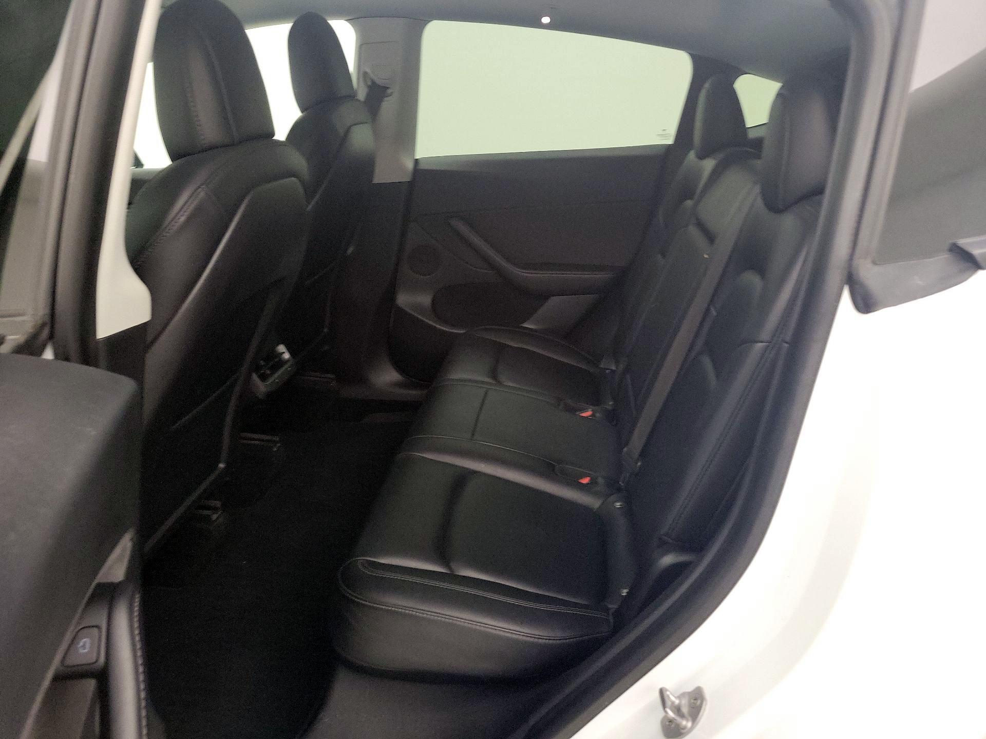 Thumbnail: 2021 Tesla Model Y - 18