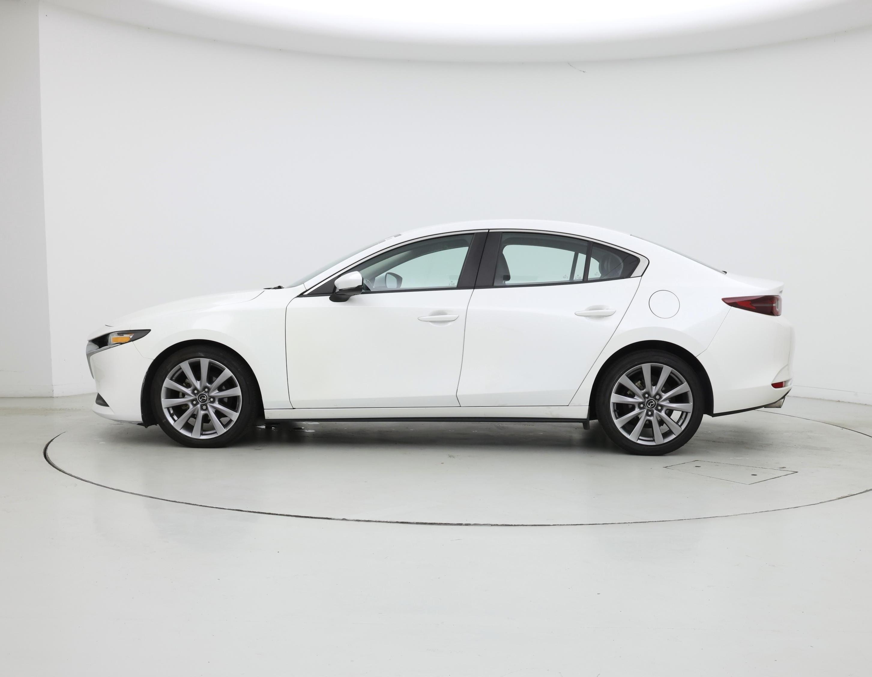 Thumbnail: 2020 Mazda Mazda3 - 3