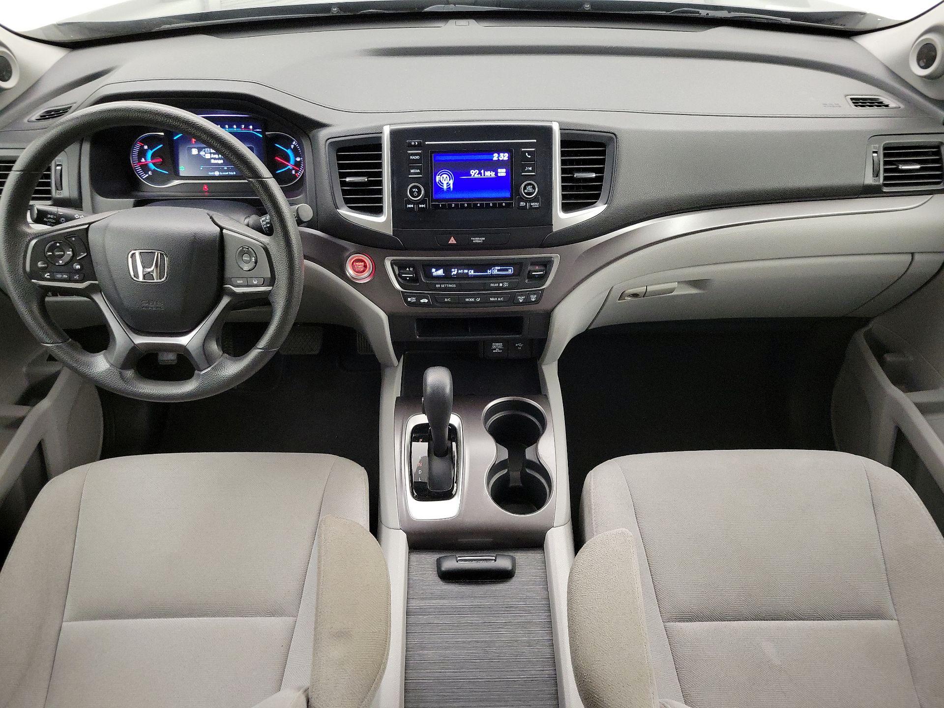 Thumbnail: 2020 Honda Pilot - 9
