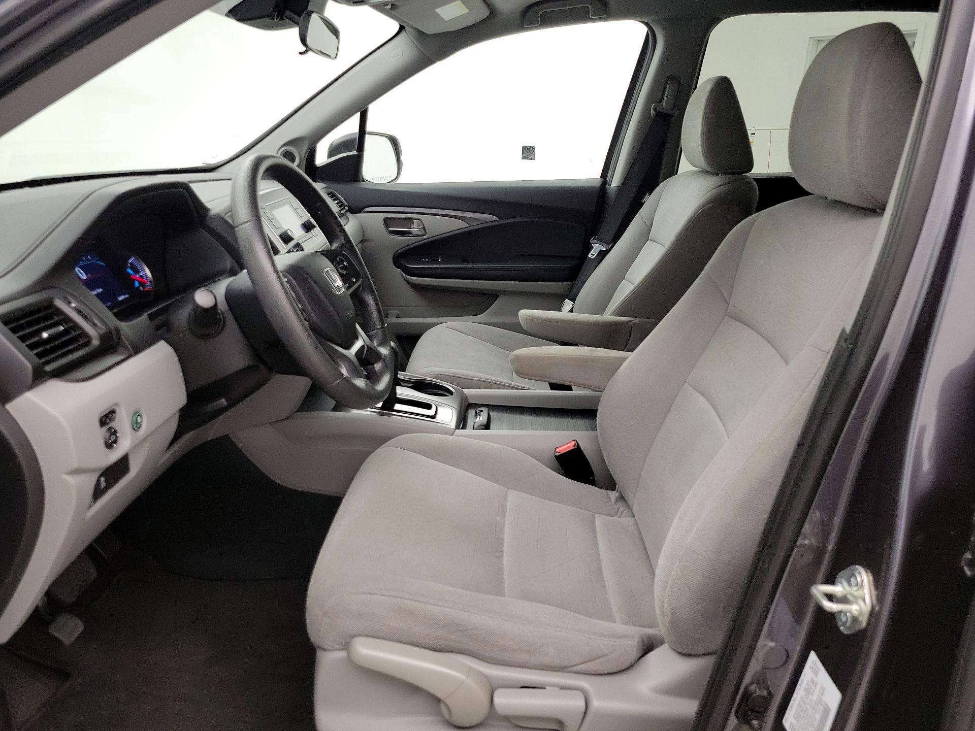 Thumbnail: 2020 Honda Pilot - 11
