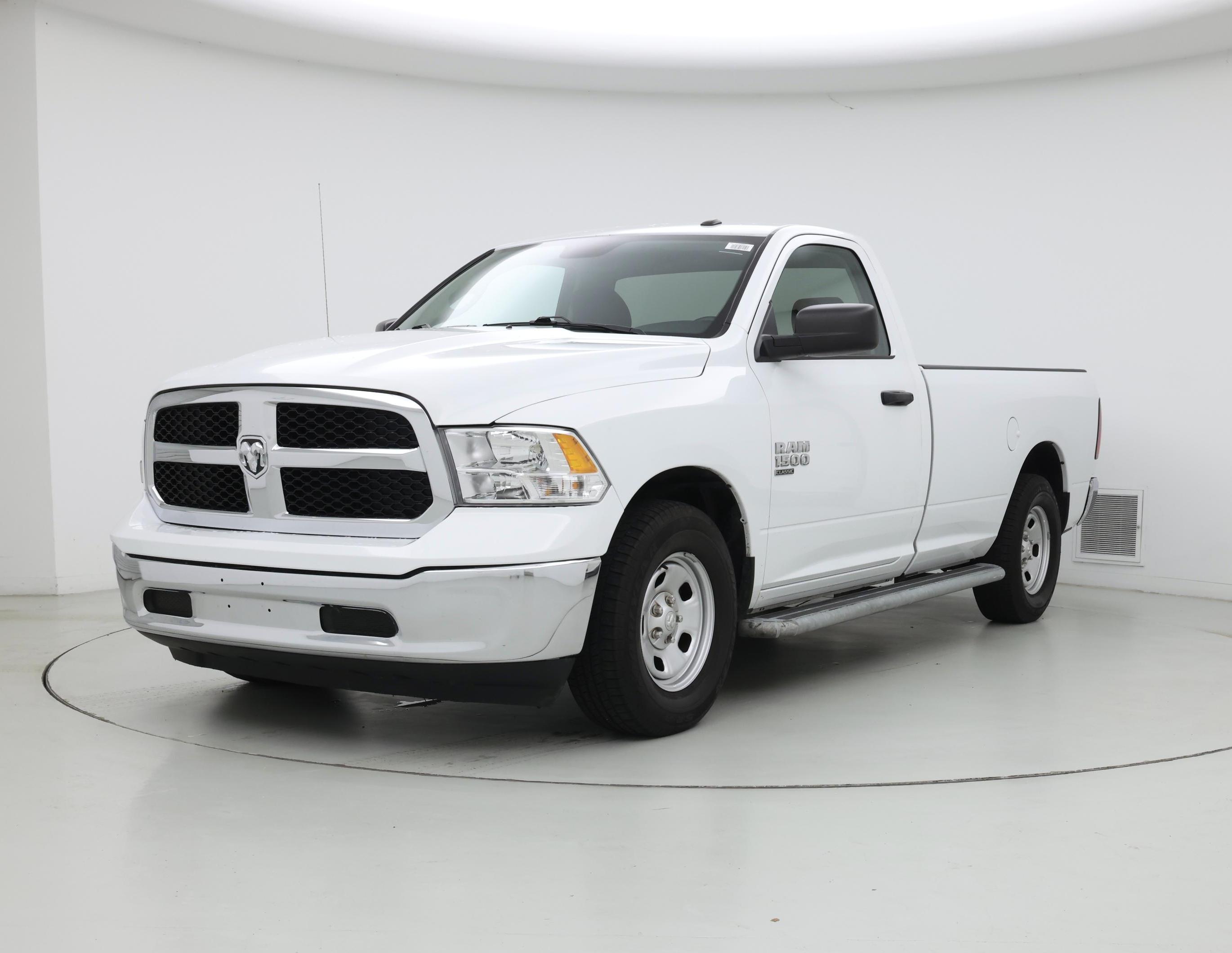 Thumbnail: 2023 RAM 1500 Classic - 4