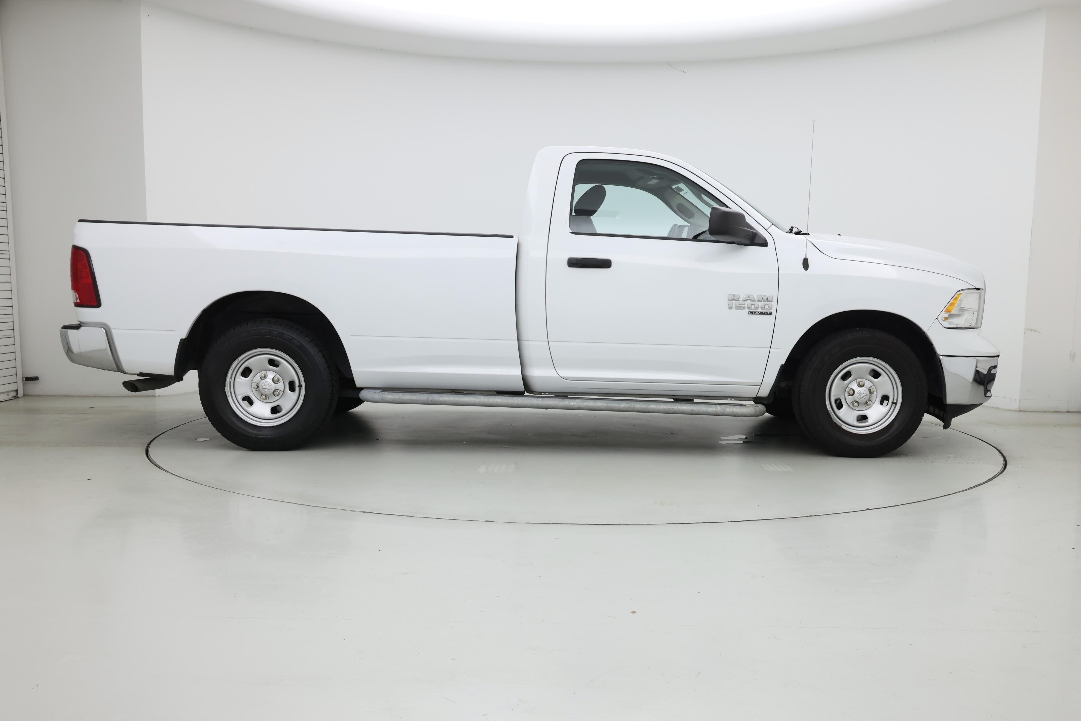 Thumbnail: 2023 RAM 1500 Classic - 7