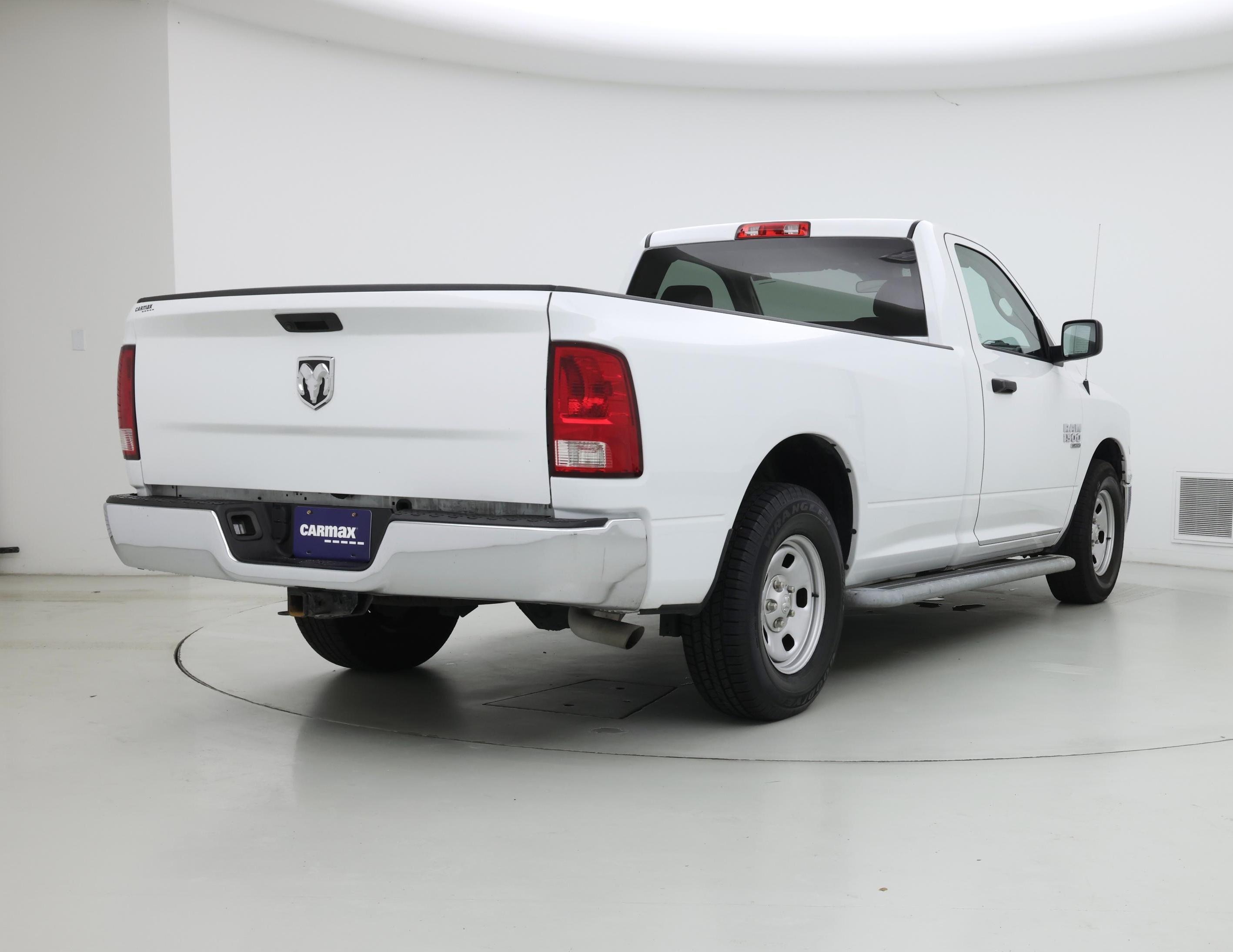 Thumbnail: 2023 RAM 1500 Classic - 8
