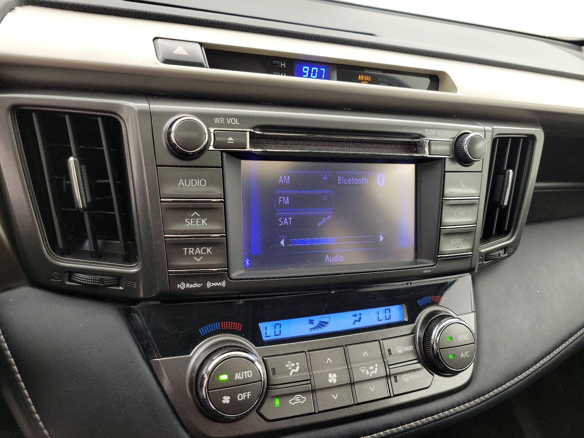 Thumbnail: 2014 Toyota RAV4 - 15
