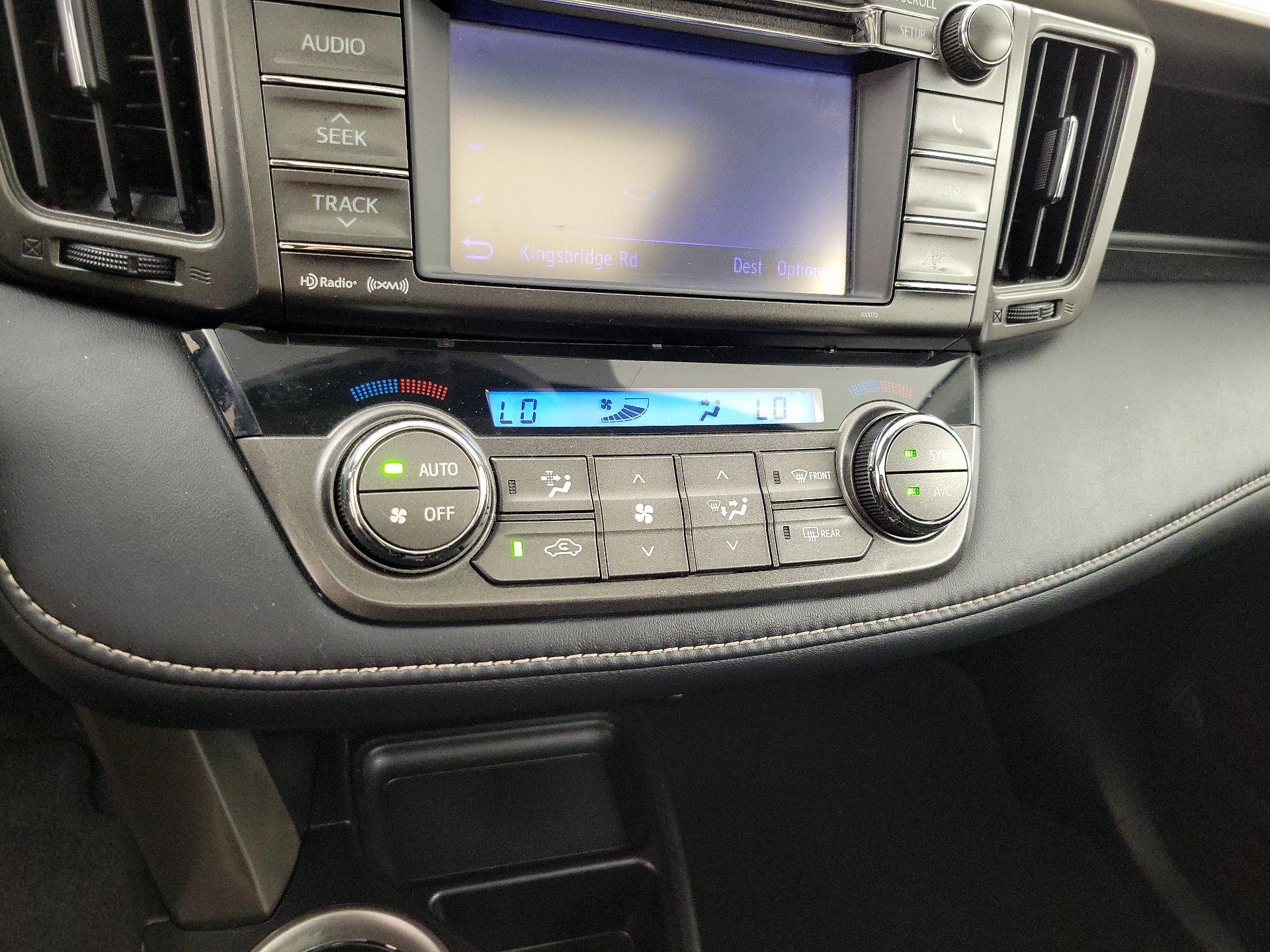 Thumbnail: 2014 Toyota RAV4 - 16