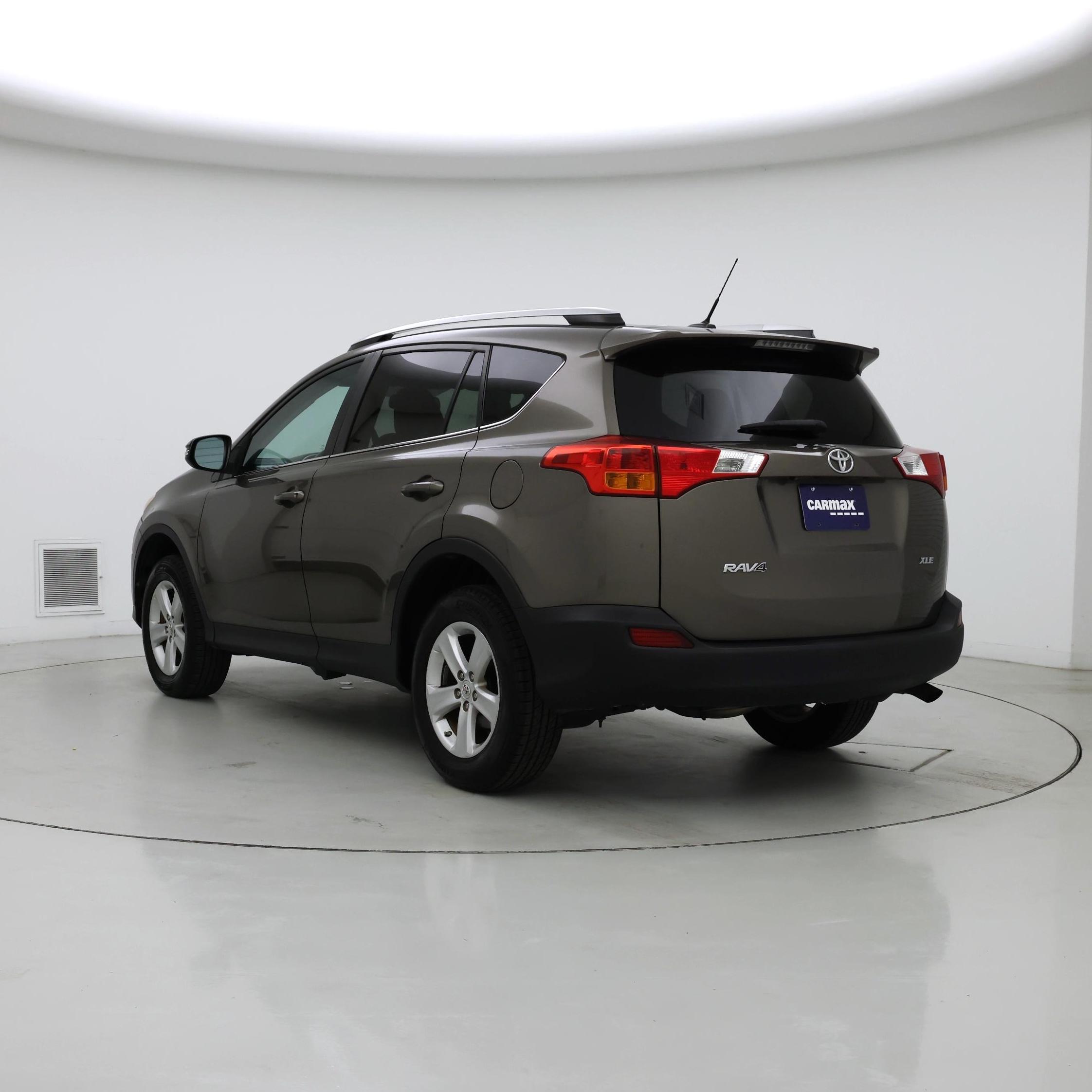 Thumbnail: 2014 Toyota RAV4 - 2