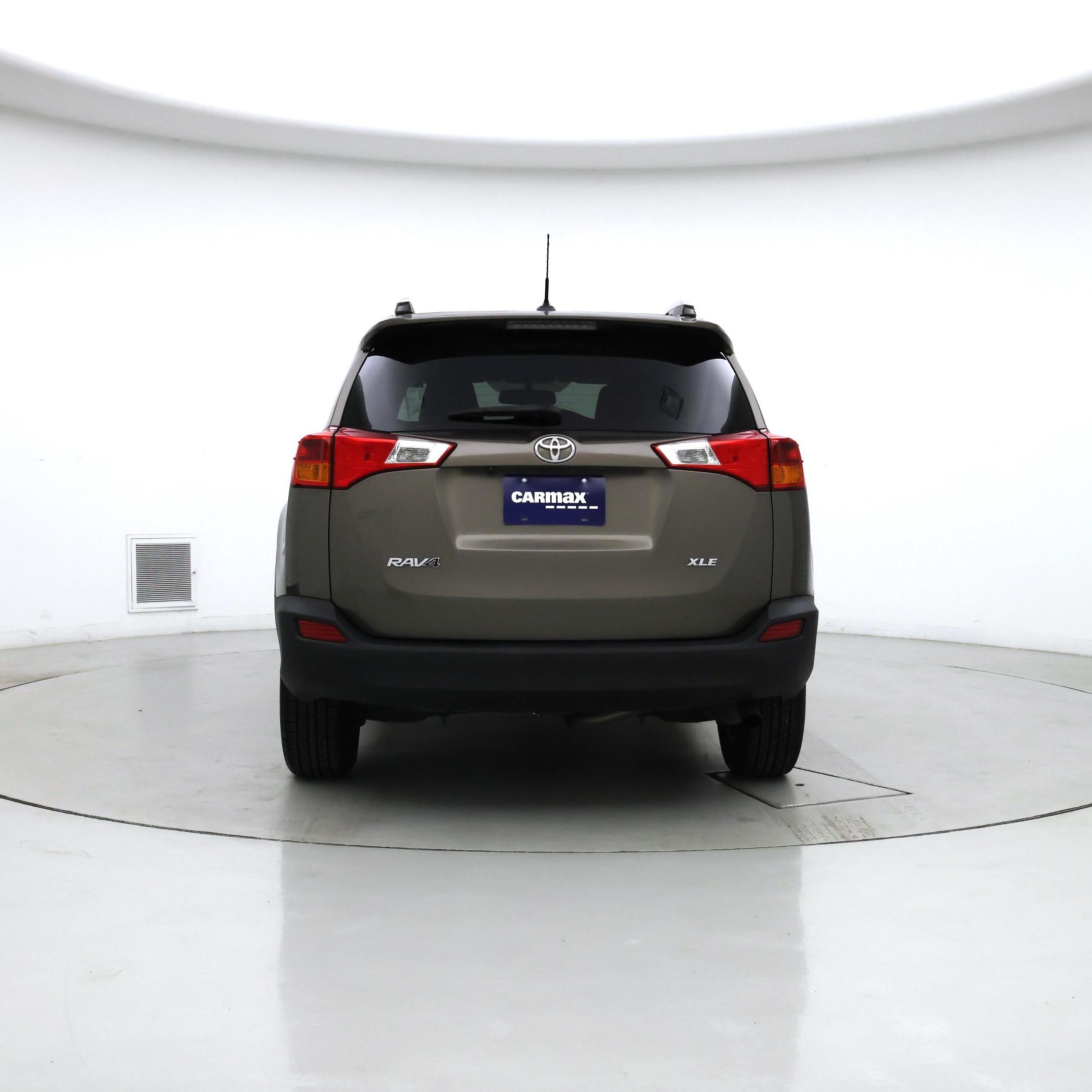 Thumbnail: 2014 Toyota RAV4 - 6