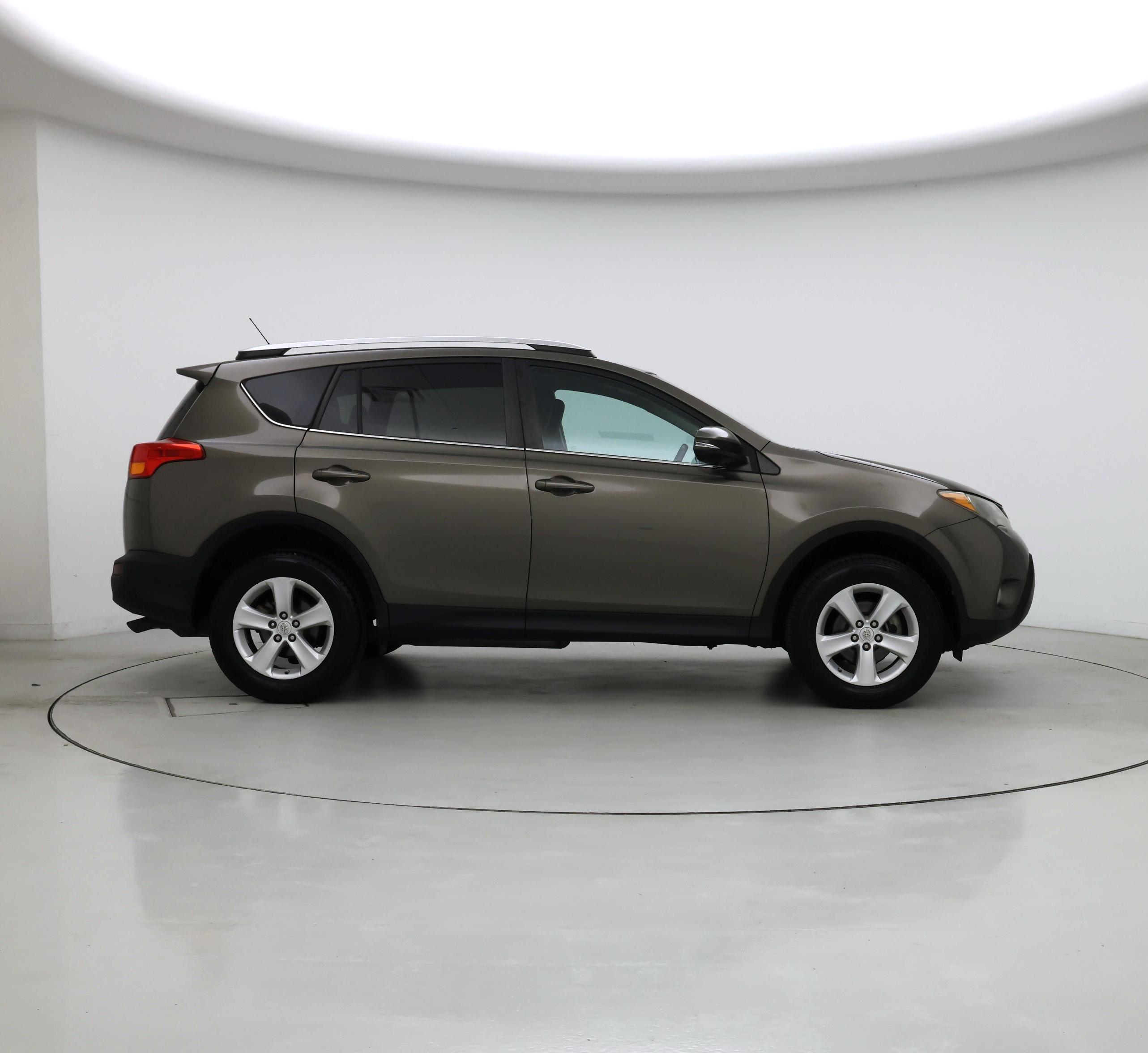 Thumbnail: 2014 Toyota RAV4 - 7
