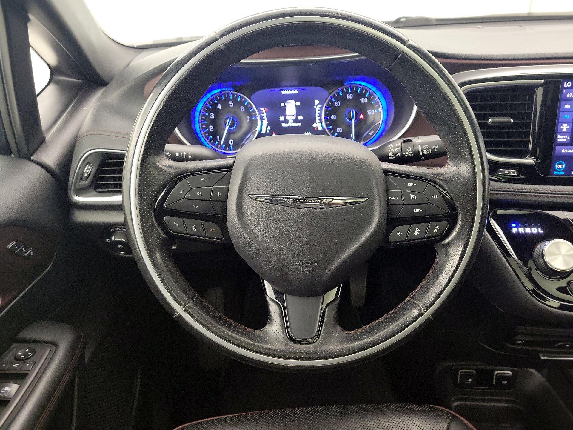 Thumbnail: 2020 Chrysler Pacifica - 10