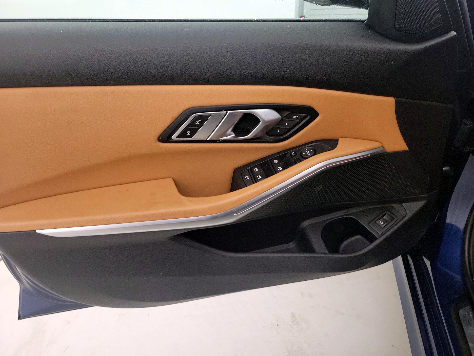 Thumbnail: 2022 BMW 3 Series - 12