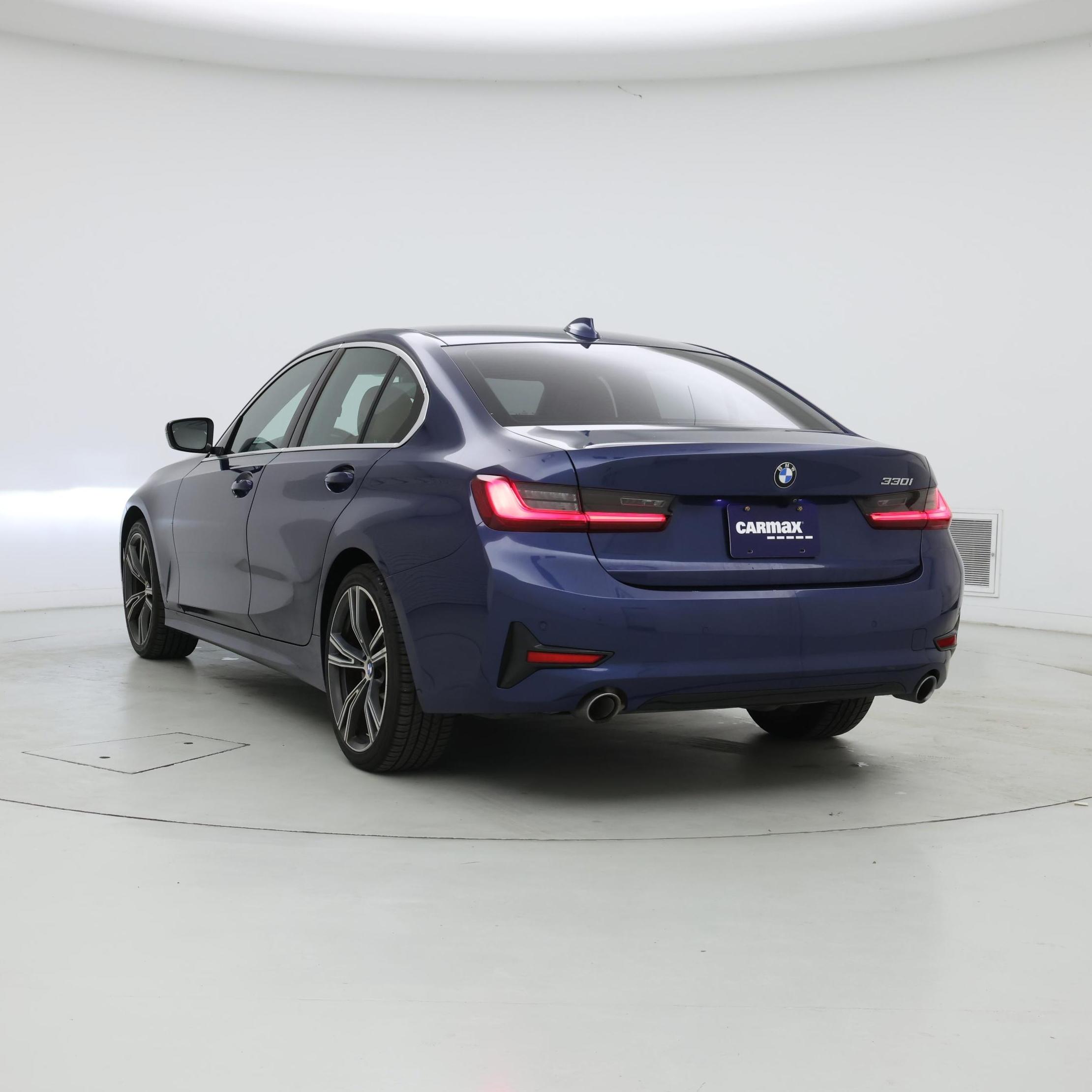 Thumbnail: 2022 BMW 3 Series - 2