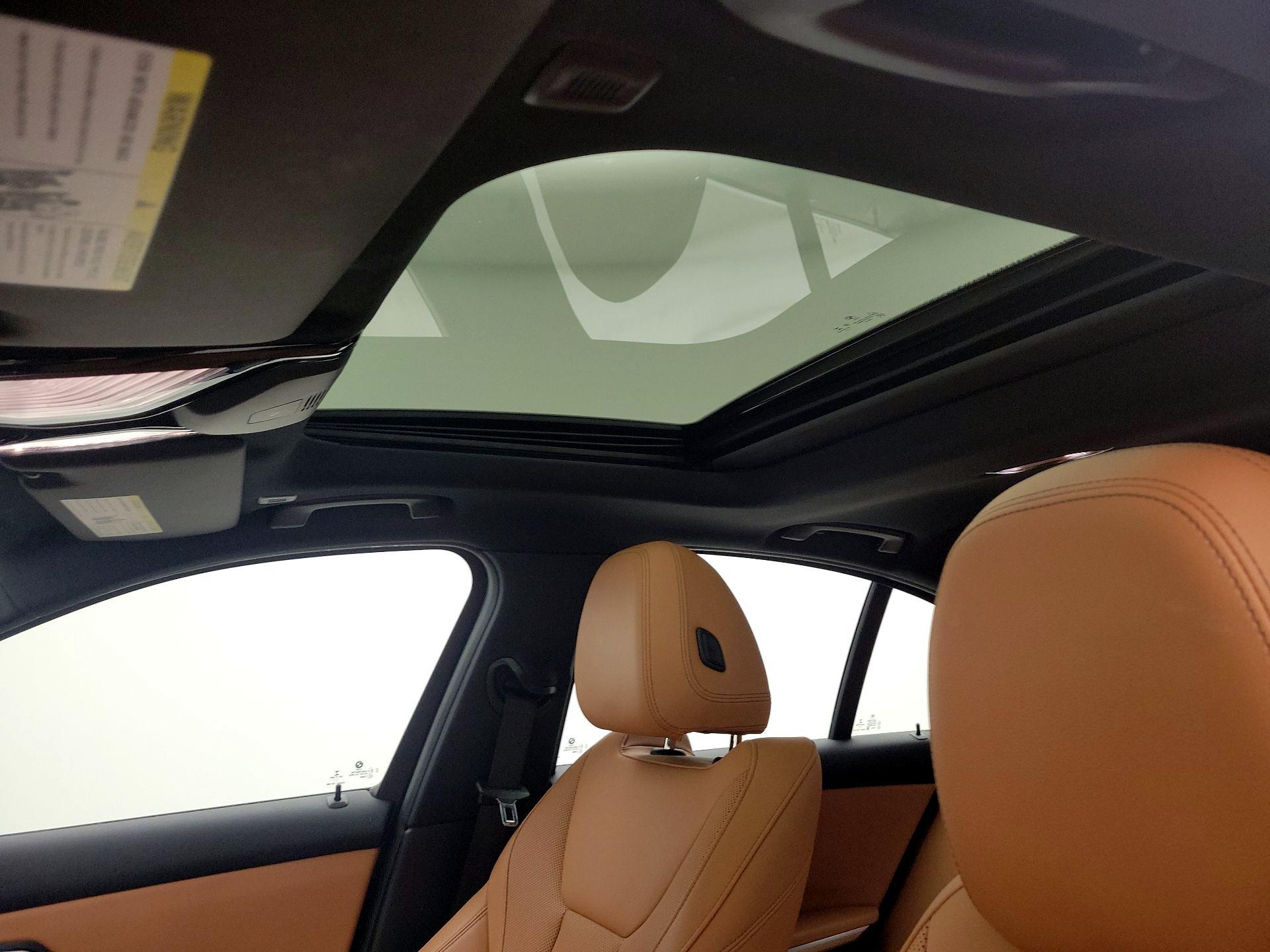 Thumbnail: 2022 BMW 3 Series - 20