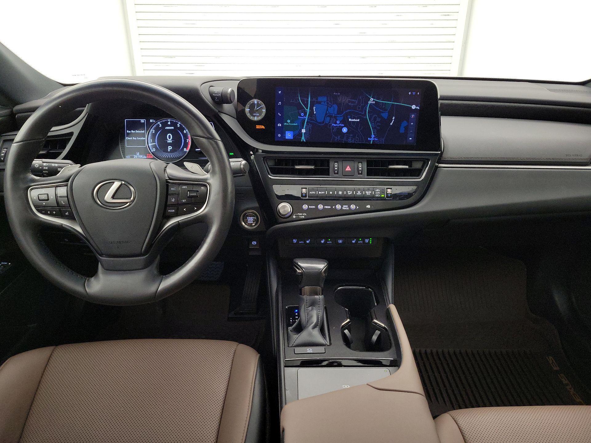 Thumbnail: 2023 Lexus ES - 9