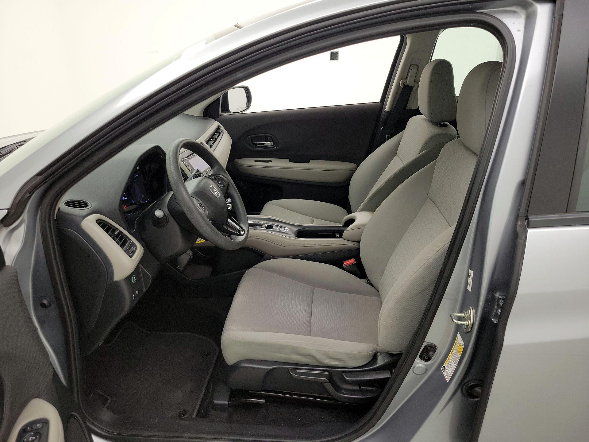 Thumbnail: 2019 Honda HR-V - 11