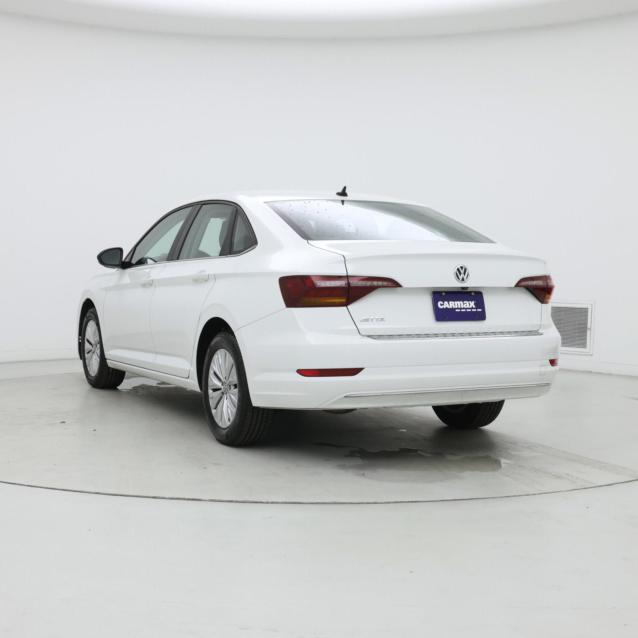 Thumbnail: 2019 Volkswagen Jetta - 2