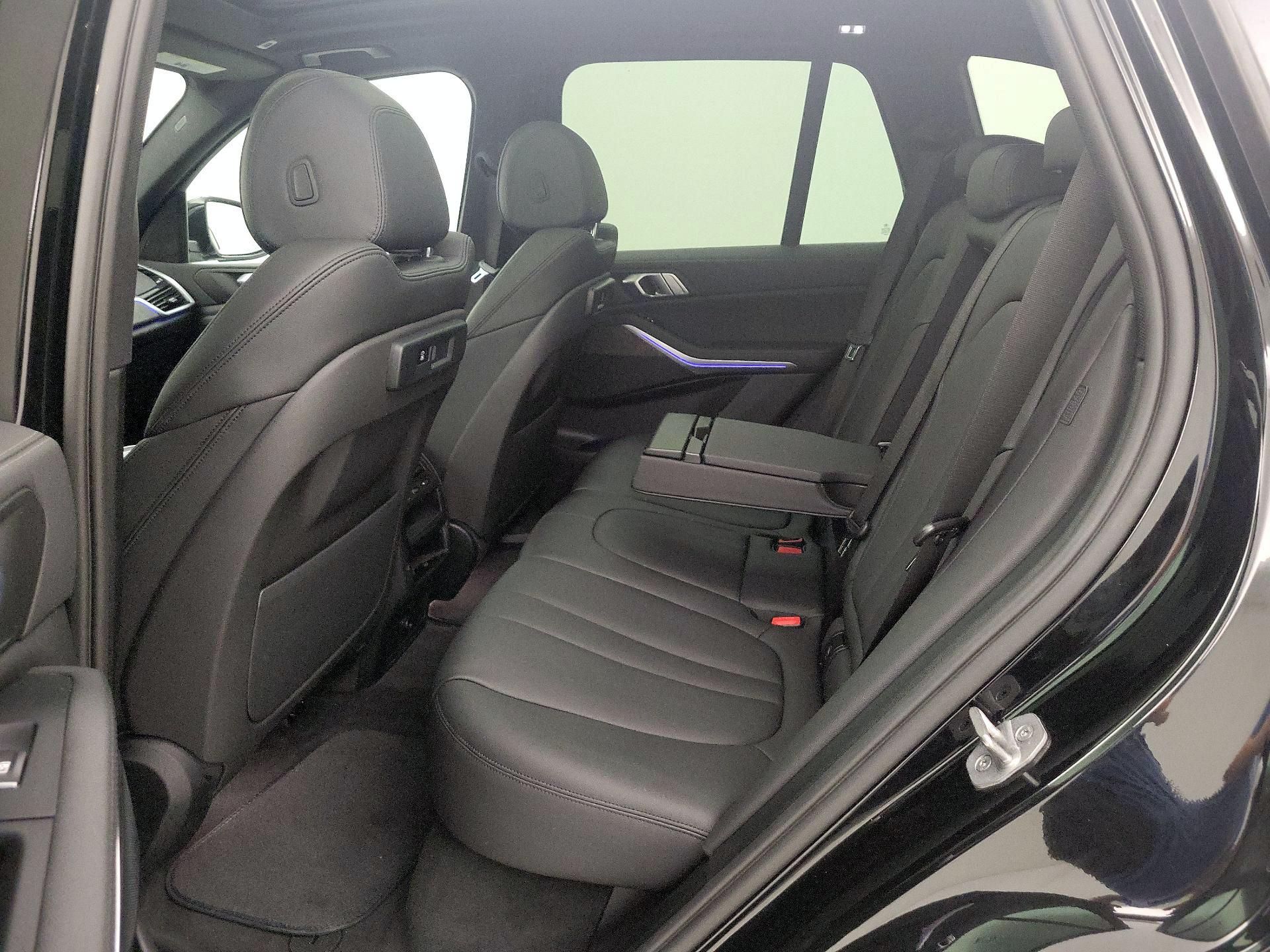 Thumbnail: 2022 BMW X5 - 20