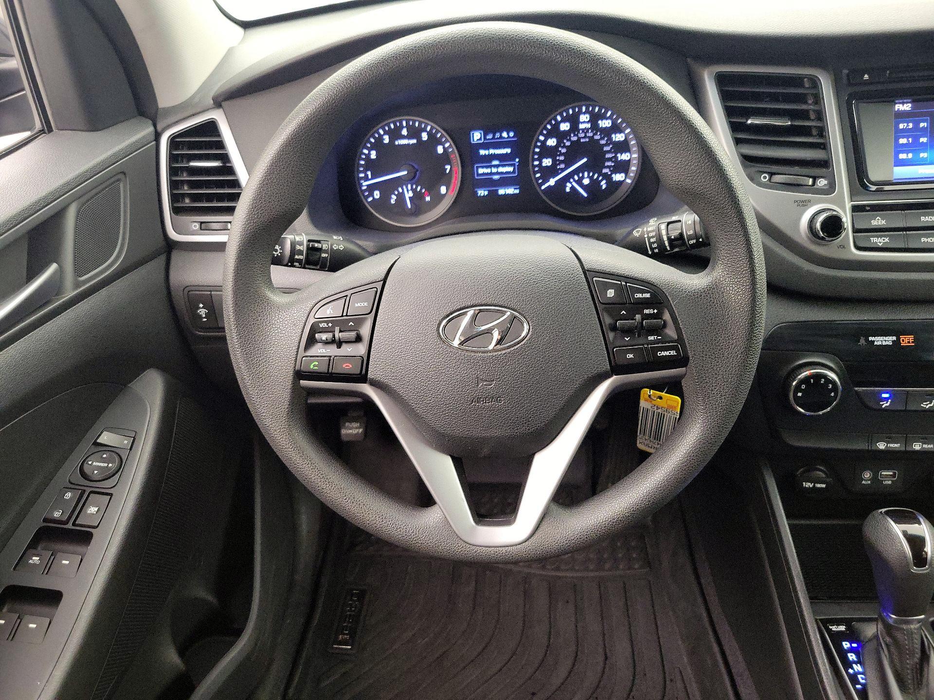 Thumbnail: 2017 Hyundai Tucson - 10