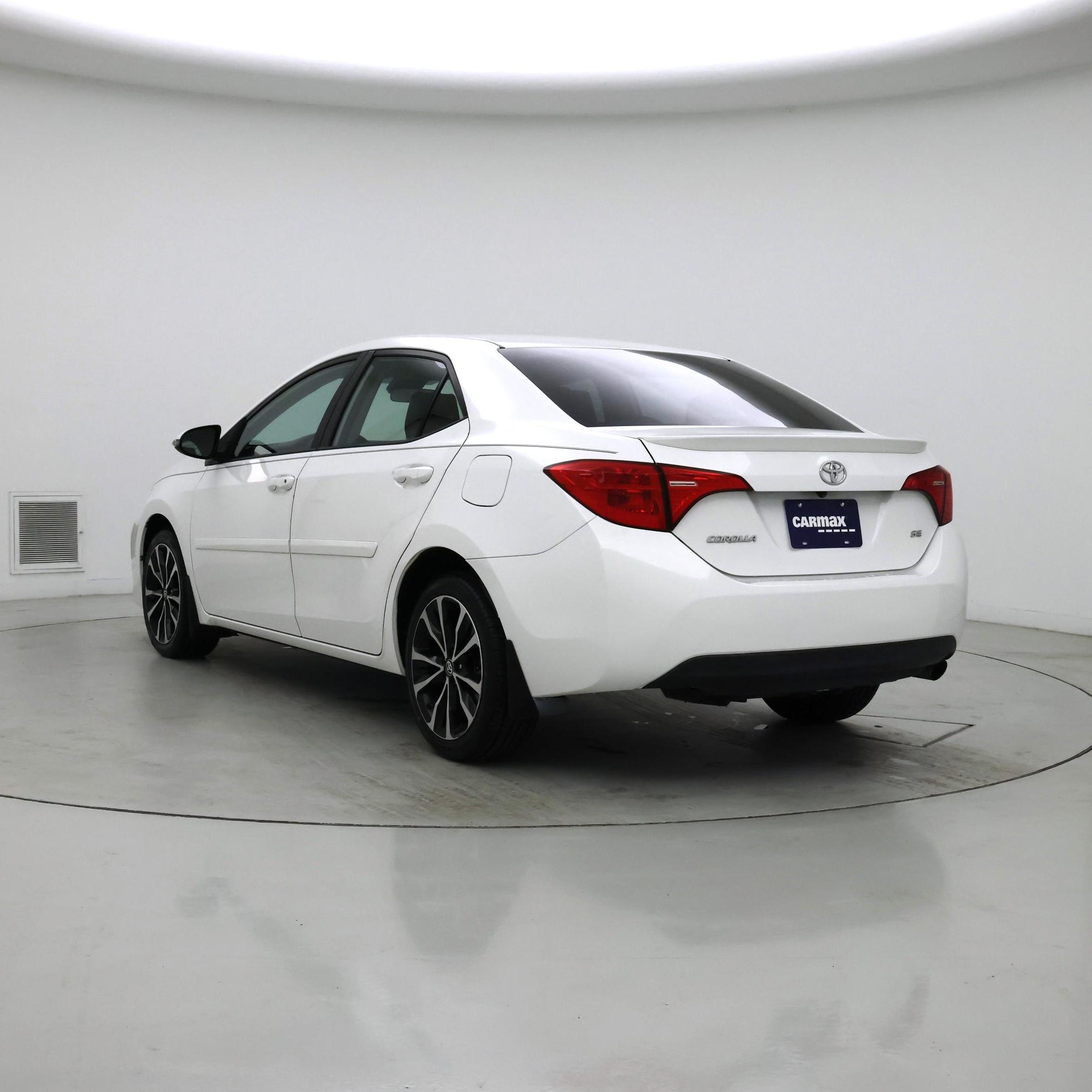 Thumbnail: 2018 Toyota Corolla - 2