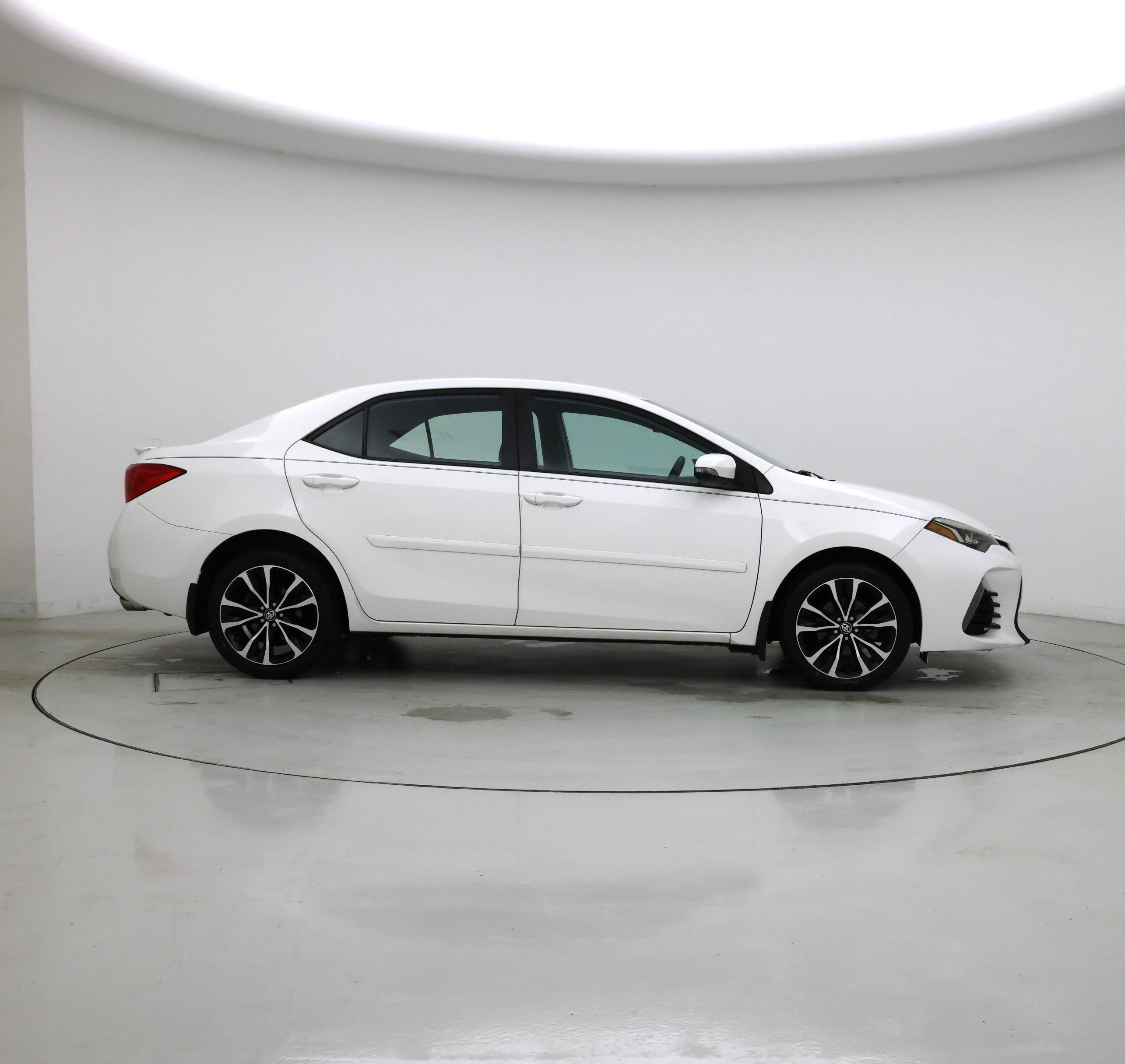 Thumbnail: 2018 Toyota Corolla - 7