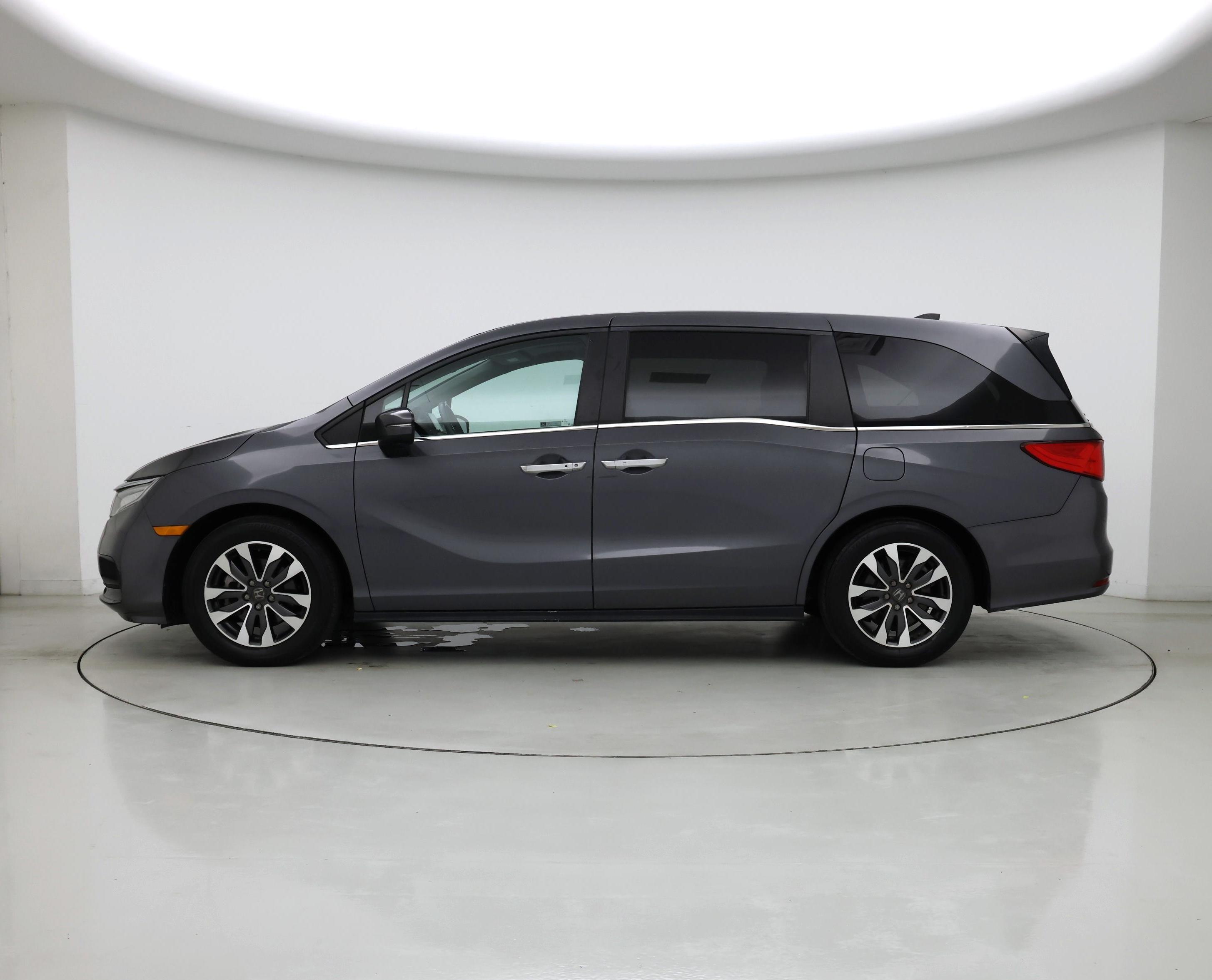 Thumbnail: 2023 Honda Odyssey - 3
